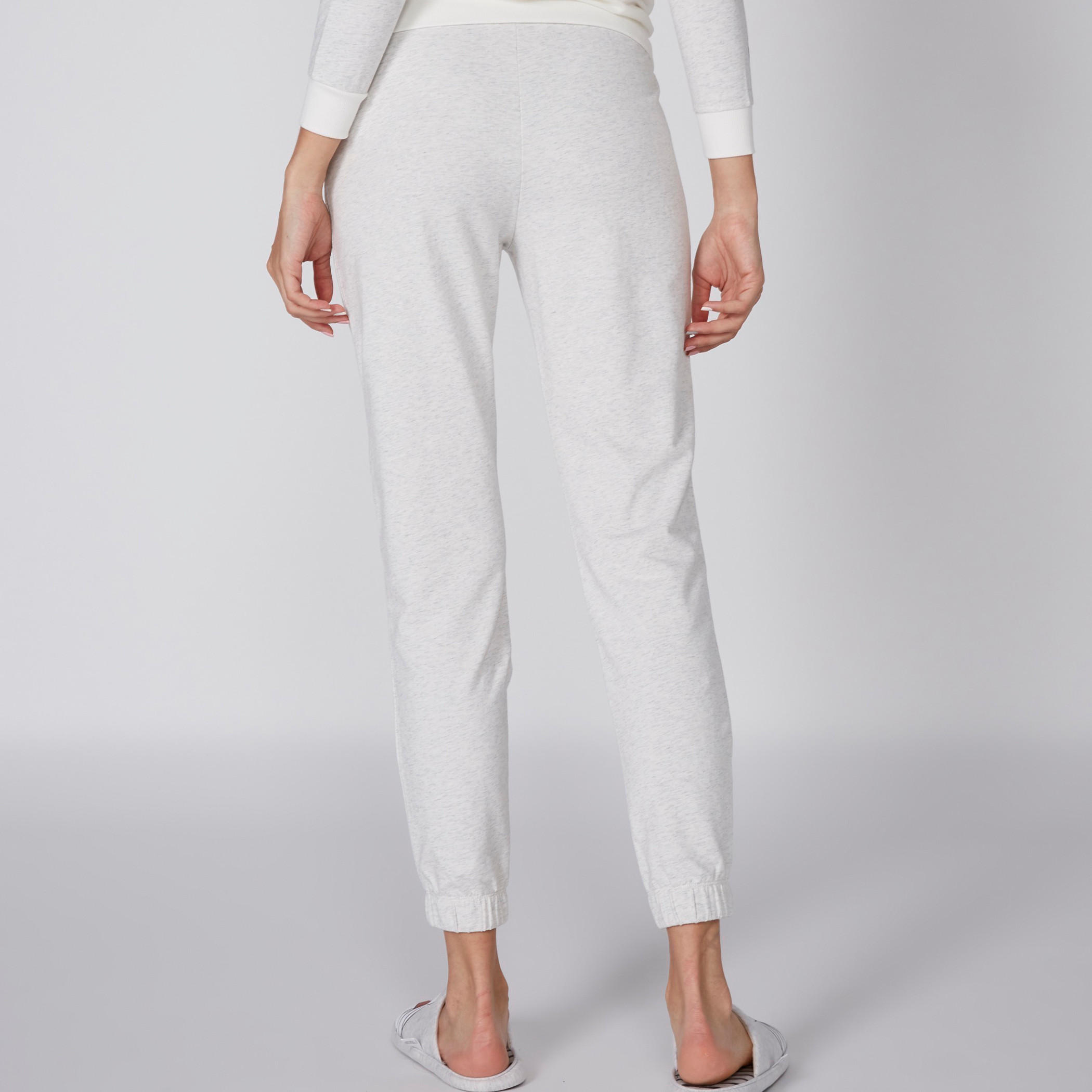 بنطال رياضي بطبعات باجز باني وخصر مطاطي ورباط-women-clothing-nightwear-pyjamas-bottoms-image-2
