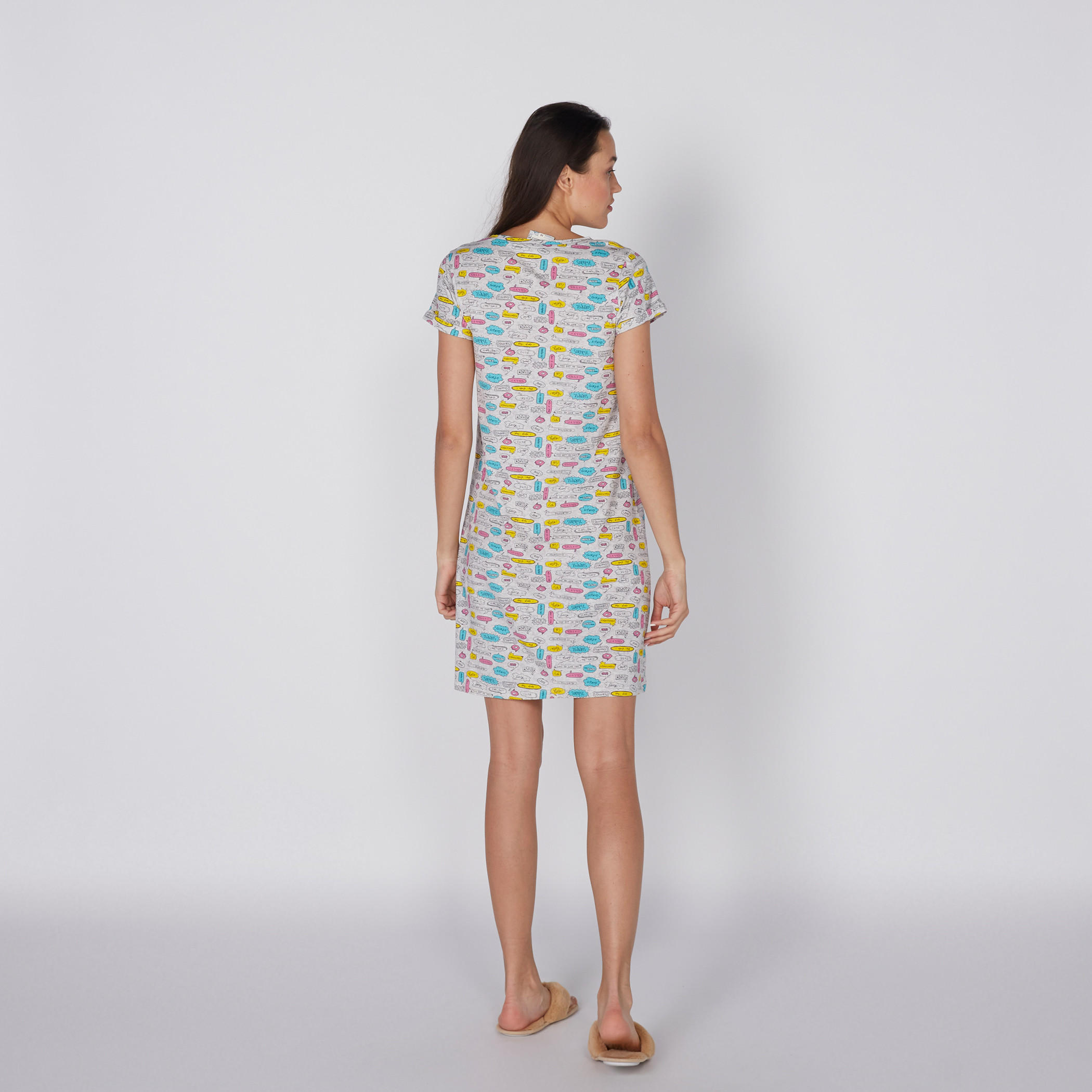 قميص نوم بياقة مستديرة وطبعات - طقم من قطعتين-women-clothing-nightwear-nighties-image-4