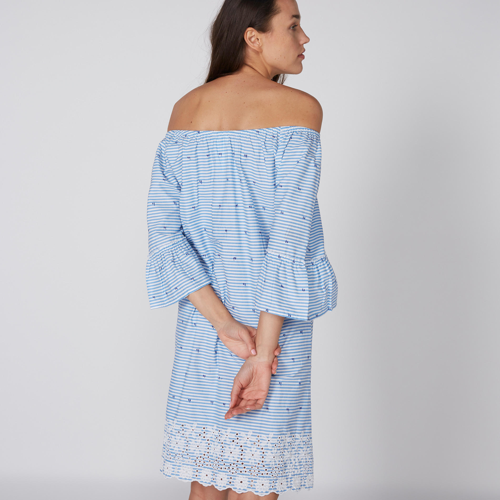 فستان نوم مقلّم بأكتاف مكشوفة-women-clothing-nightwear-nighties-image-4