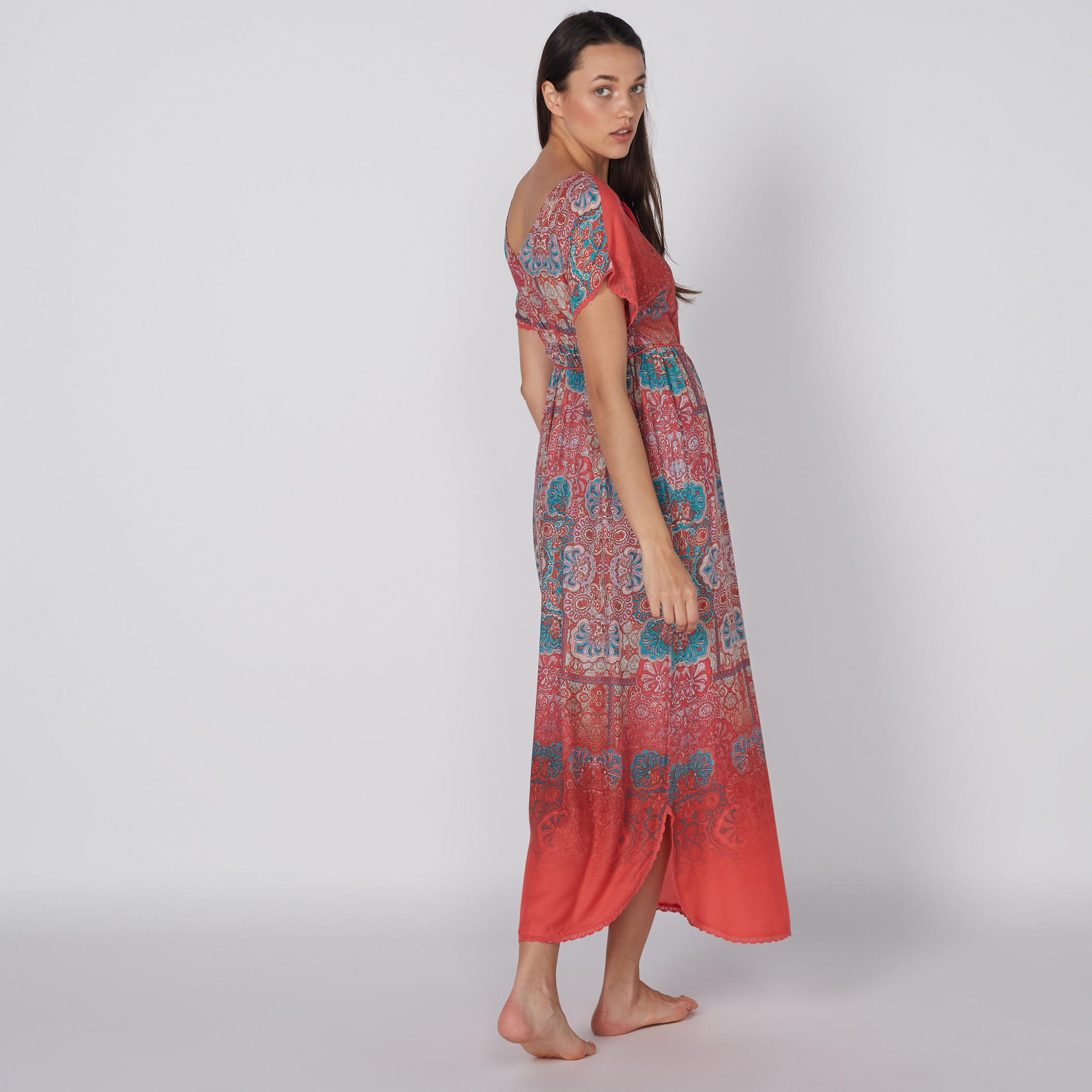 قميص نوم طويل بأكمام قصيرة وأربطة وطبعات-women-clothing-nightwear-nighties-image-3