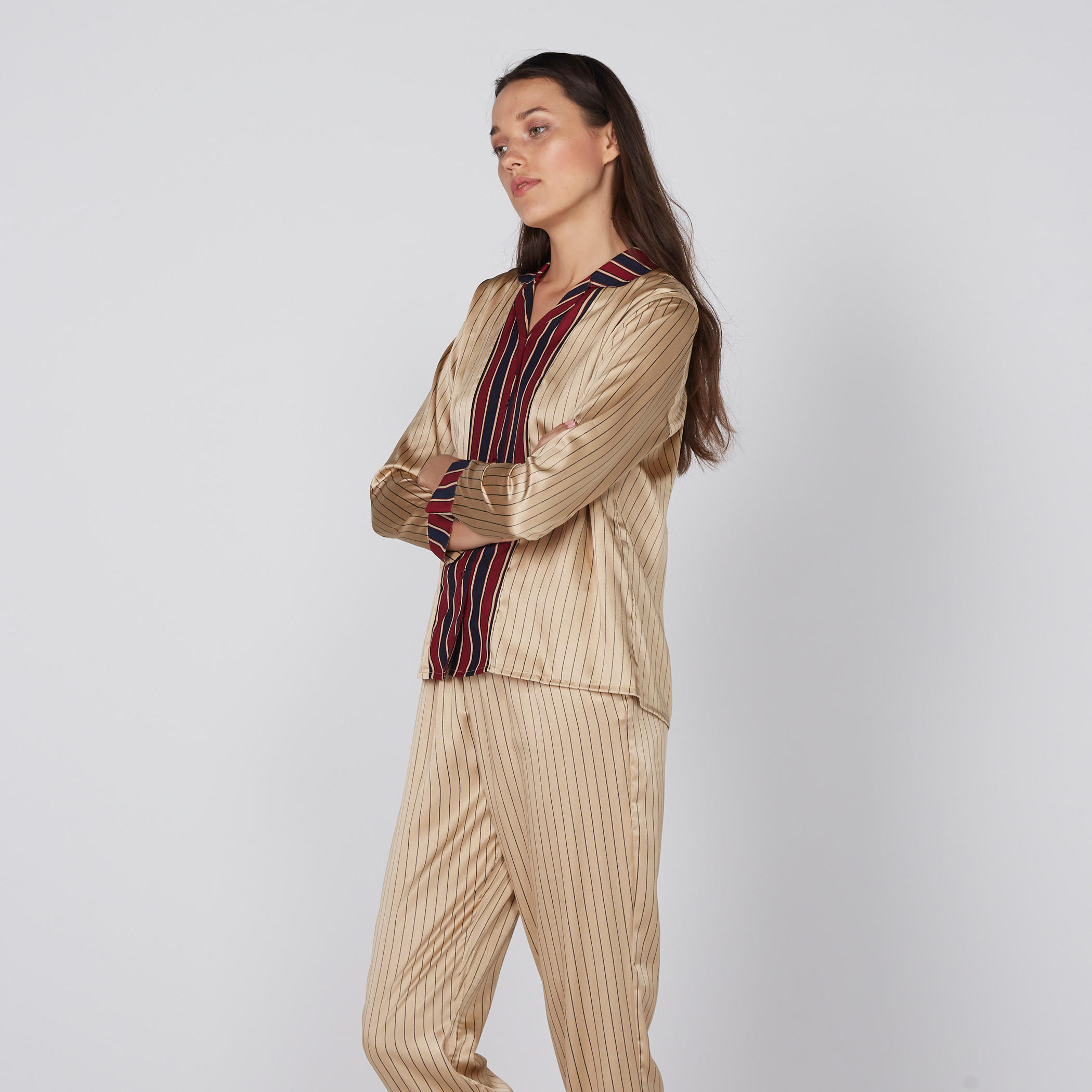 طقم بنطال بيجاما وقميص نوم مقلّم-women-clothing-nightwear-pyjamas-longsets-image-1