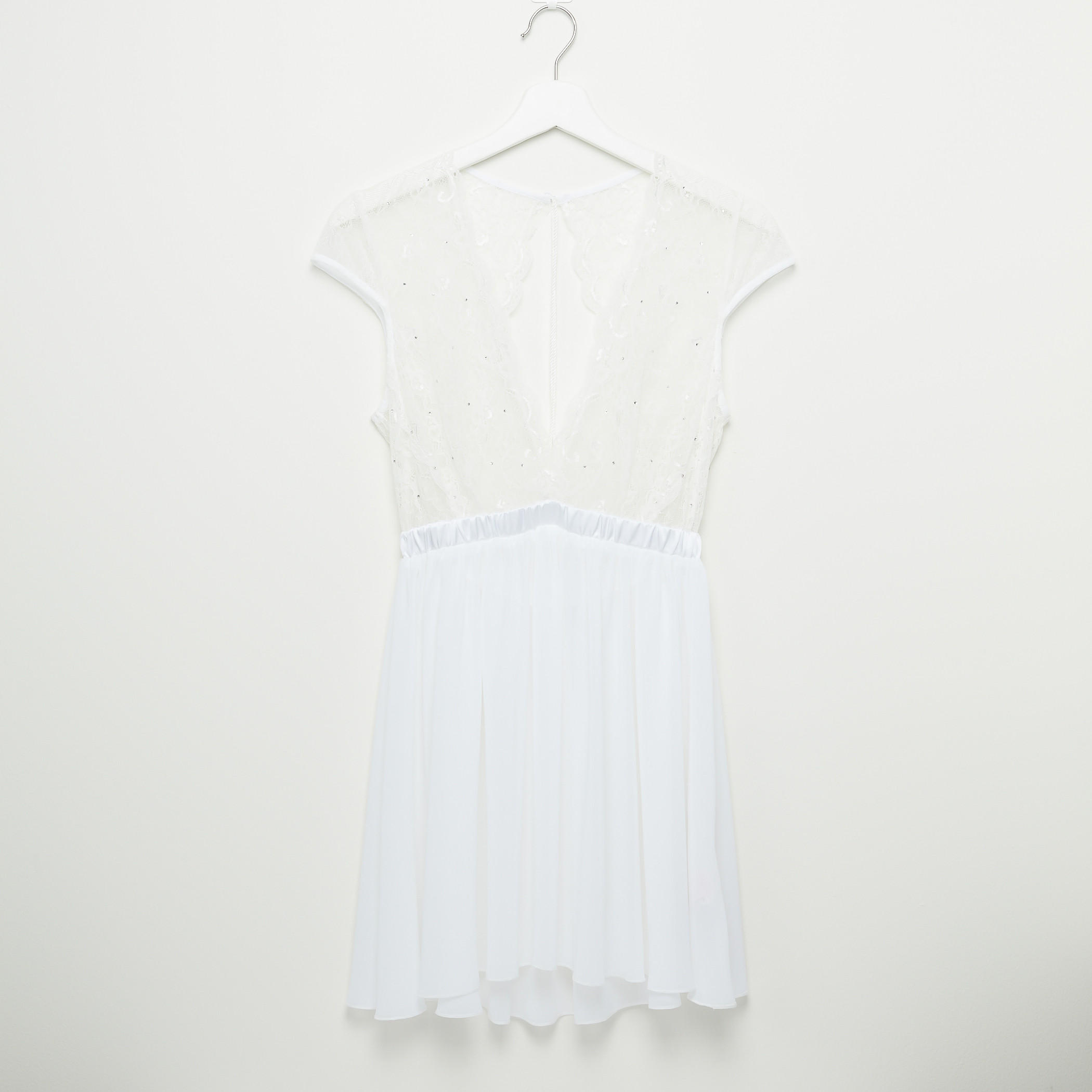 قميص نوم طويل بأكمام كاب وتفاصيل دانتيل-women-clothing-nightwear-nighties-image-1