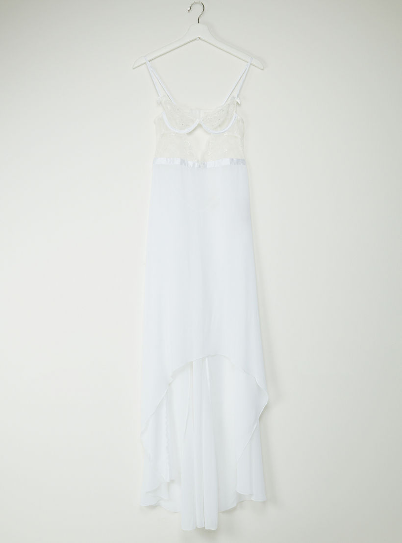 قميص نوم طويل بحمّالات قابلة للتعديل وتفاصيل دانتيل-women-clothing-nightwear-nighties-image-1