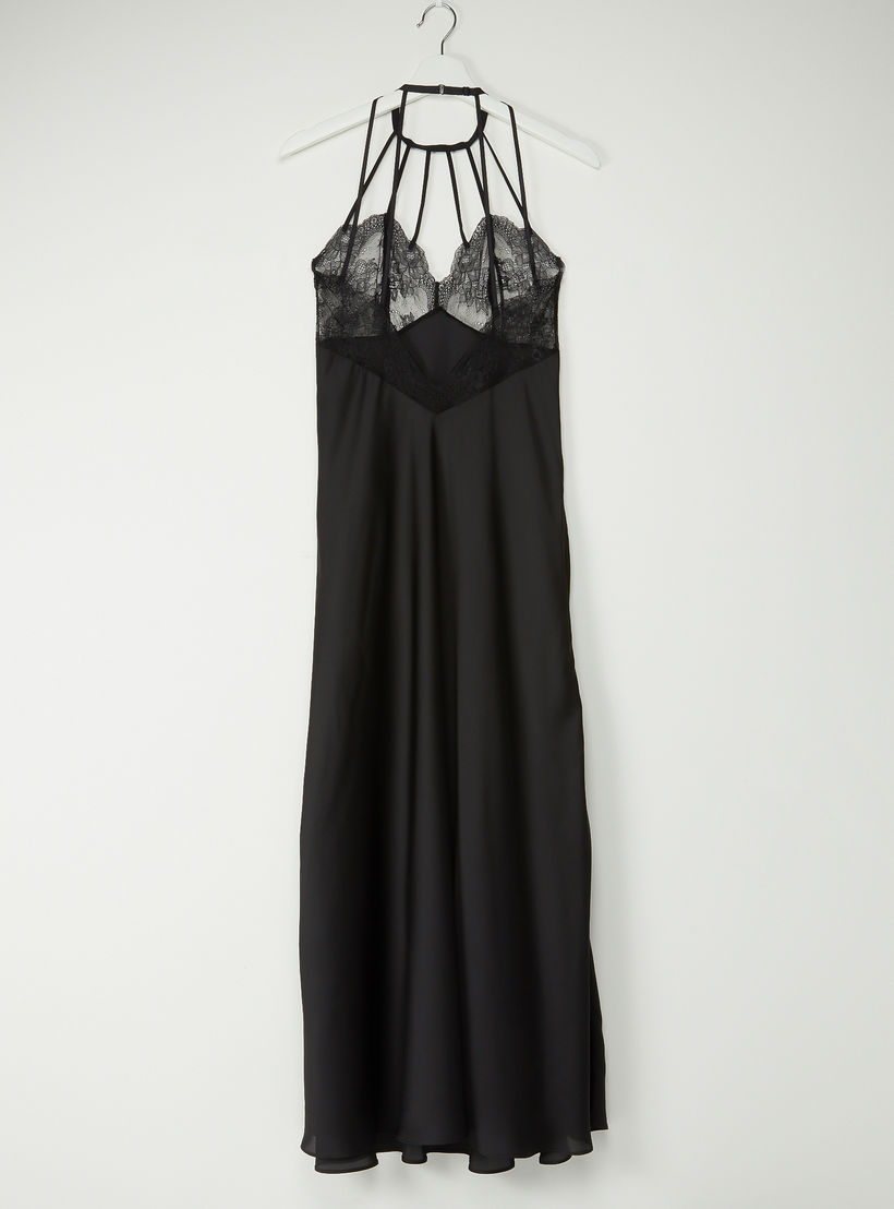 قميص نوم طويل بحمّالات رفيعة وتفاصيل دانتيل-women-clothing-nightwear-nighties-image-2