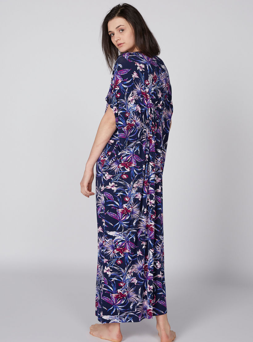 فستان سهرة بياقة مستديرة وأكمام قصيرة وطبعات-women-clothing-nightwear-nighties-image-3