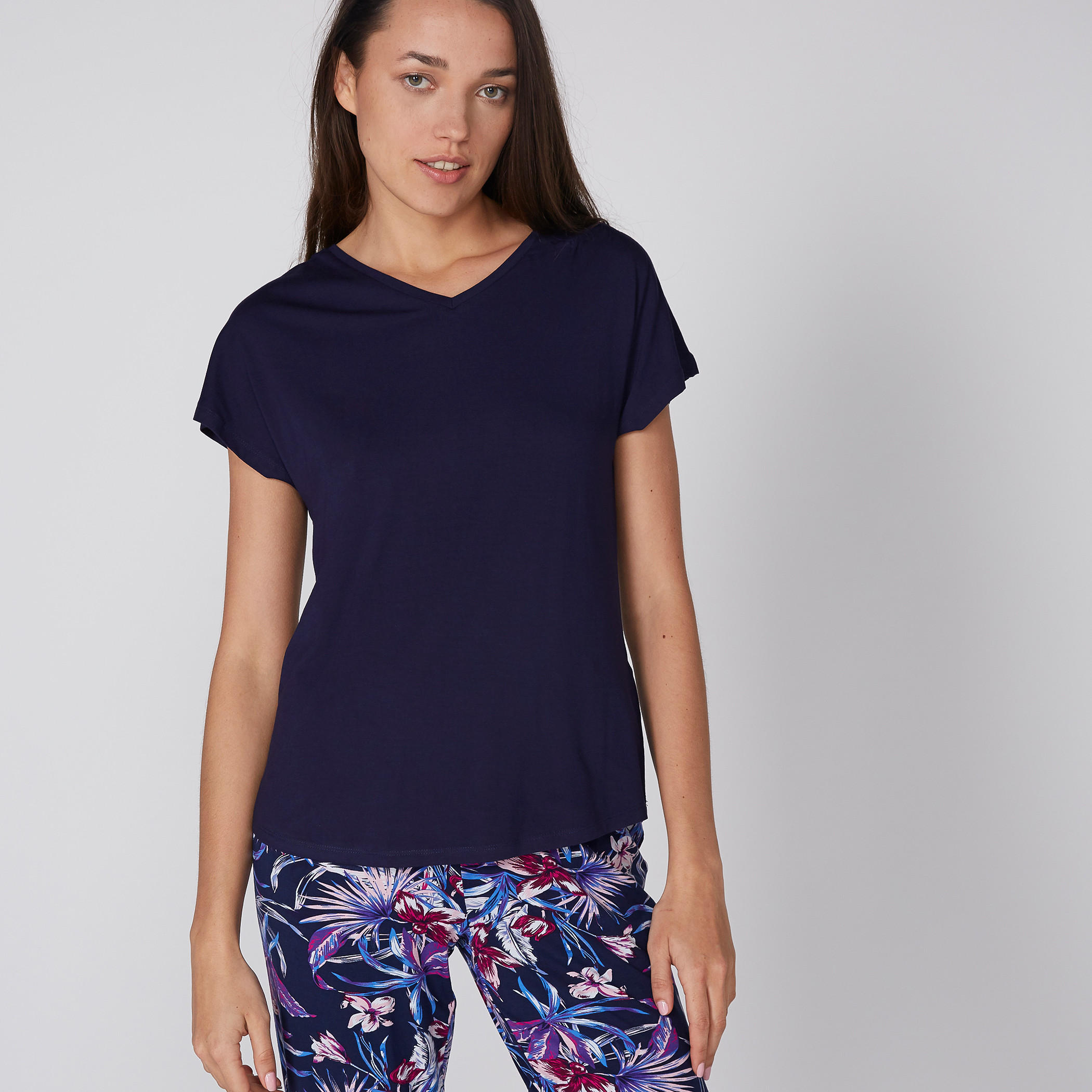 Cap Sleeves T-Shirt and Pyjama Set-women-clothing-nightwear-pyjamas-longsets-image-1