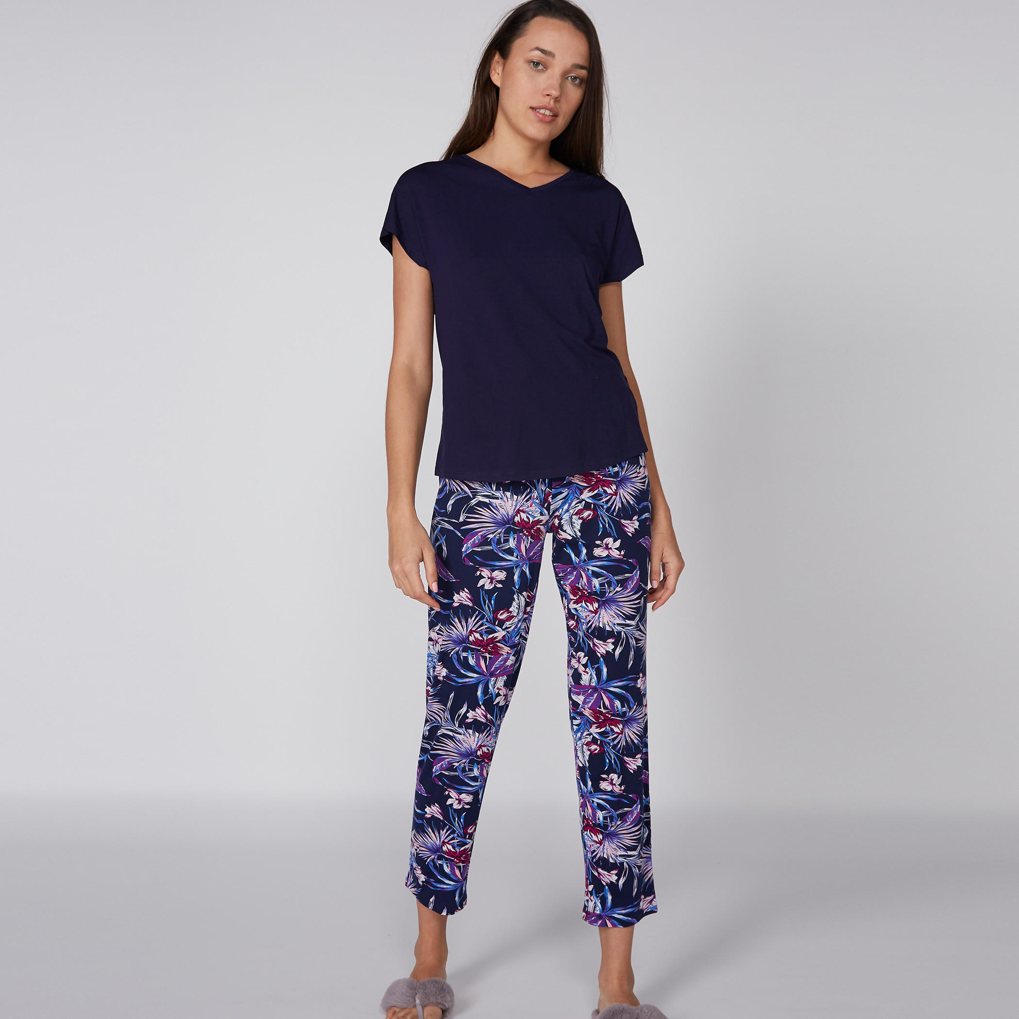 Cap Sleeves T-Shirt and Pyjama Set-women-clothing-nightwear-pyjamas-longsets-image-2