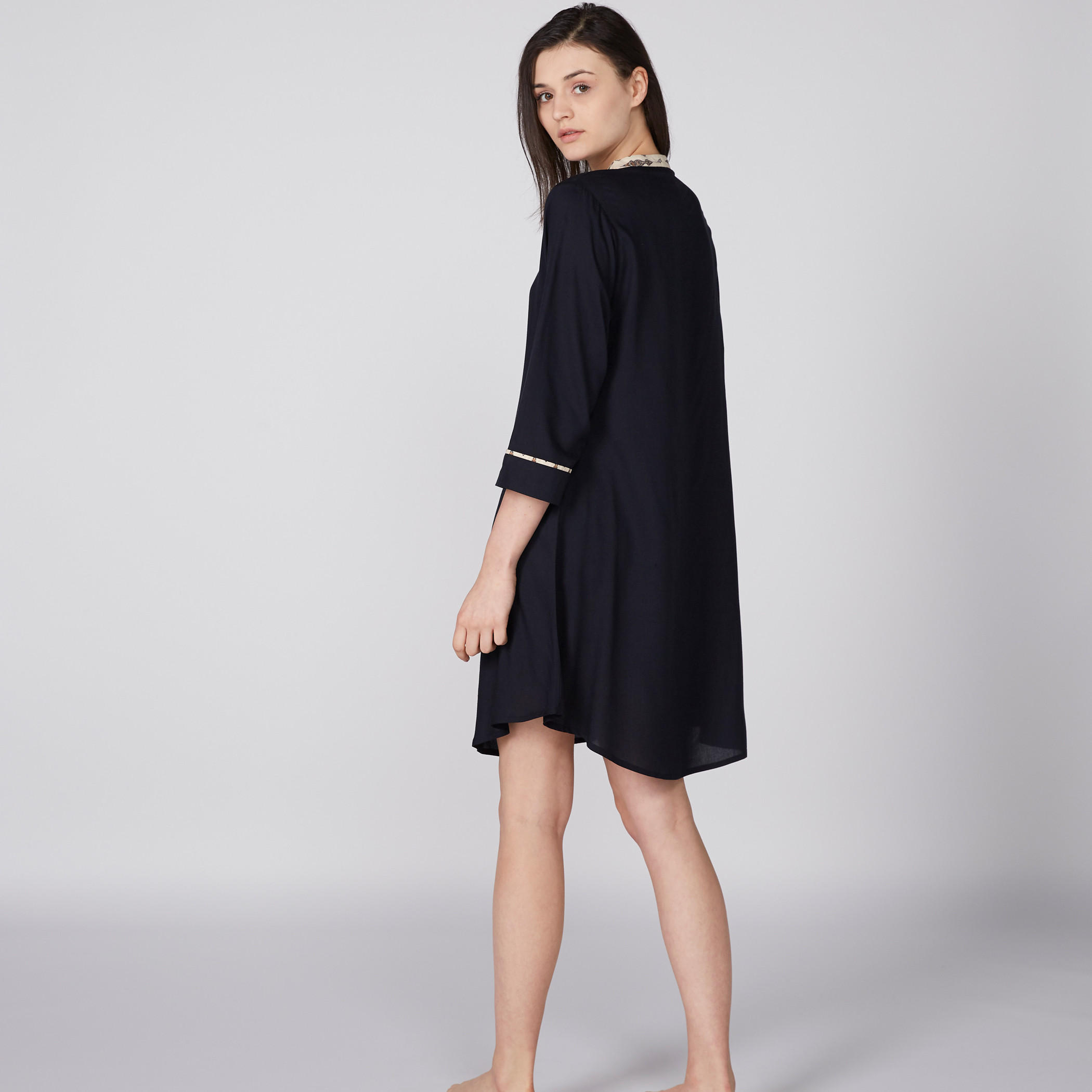 قميص نوم بأكمام 3/4 ورباط - طقم من قطعتين-women-clothing-nightwear-pyjamas-tops-image-4