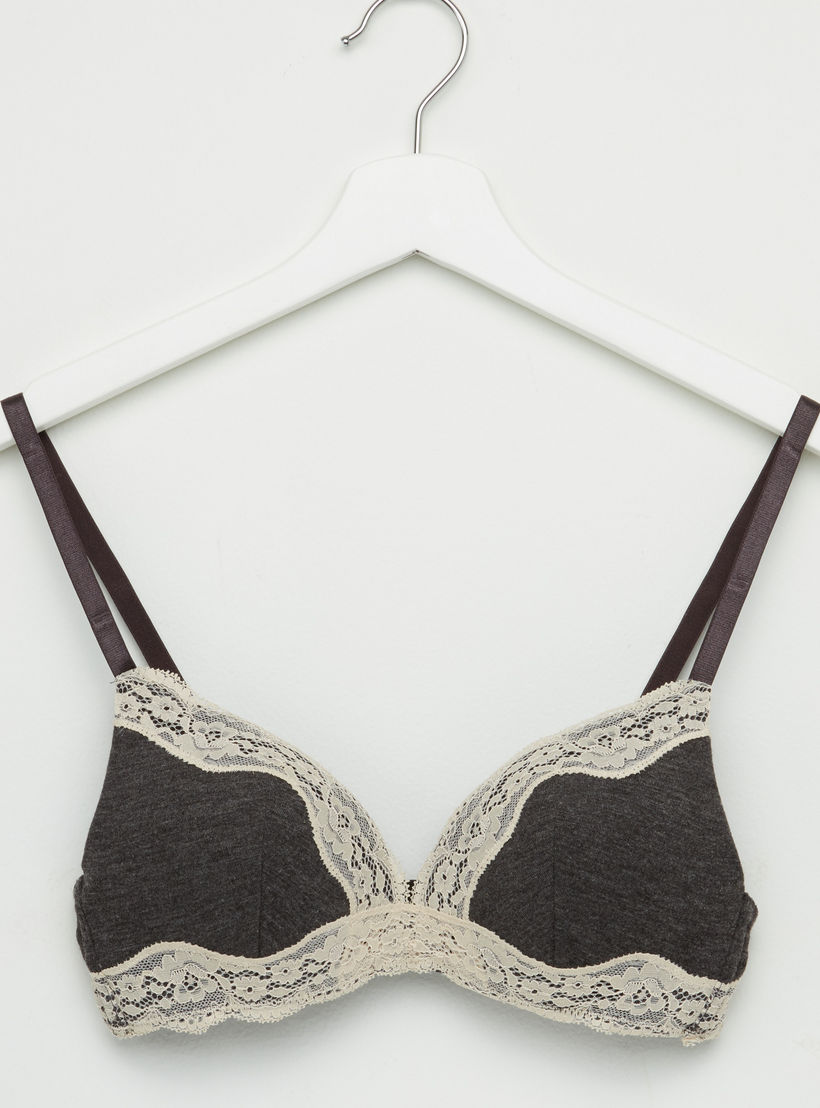 صدرية مبطنة بتفاصيل دانتيل وحمالات قابلة للتعديل-women-clothing-lingerie-bras-image-1