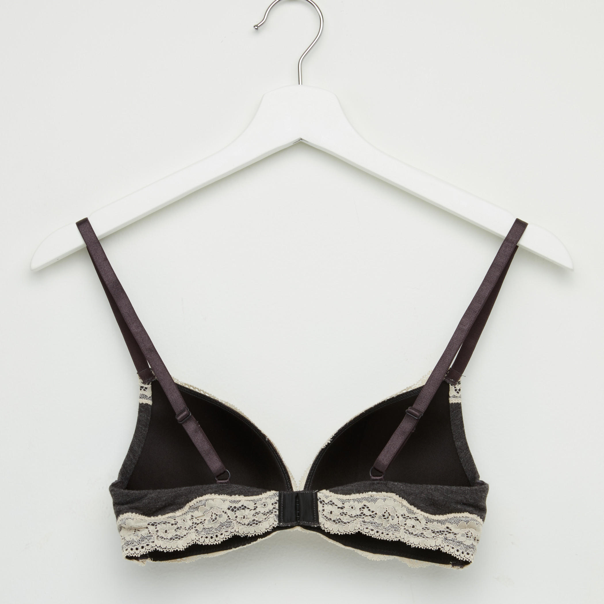 صدرية مبطنة بتفاصيل دانتيل وحمالات قابلة للتعديل-women-clothing-lingerie-bras-image-2