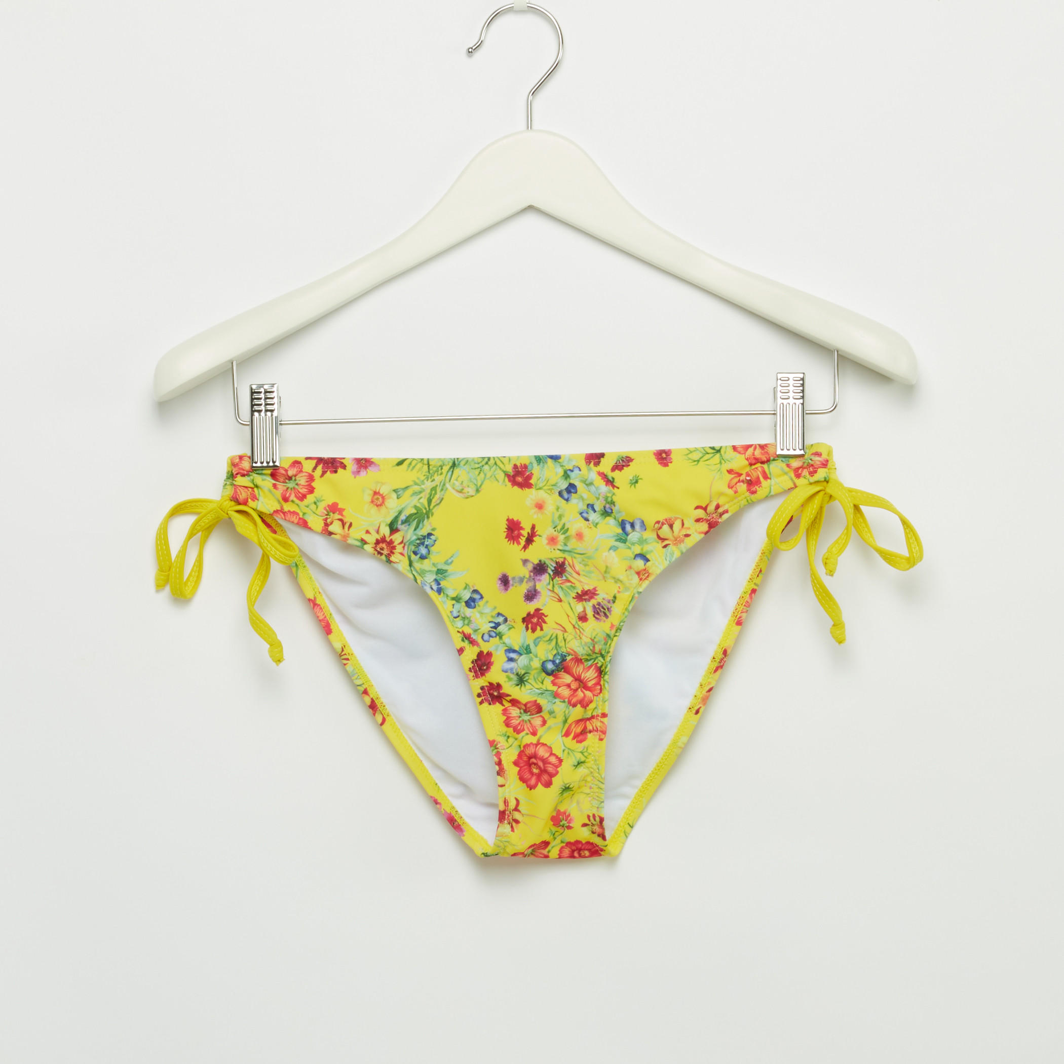 طقم سراويل بيكيني برباط وصدريّة بطبعات أزهار-women-clothing-swimandbeach-bikinis-image-5