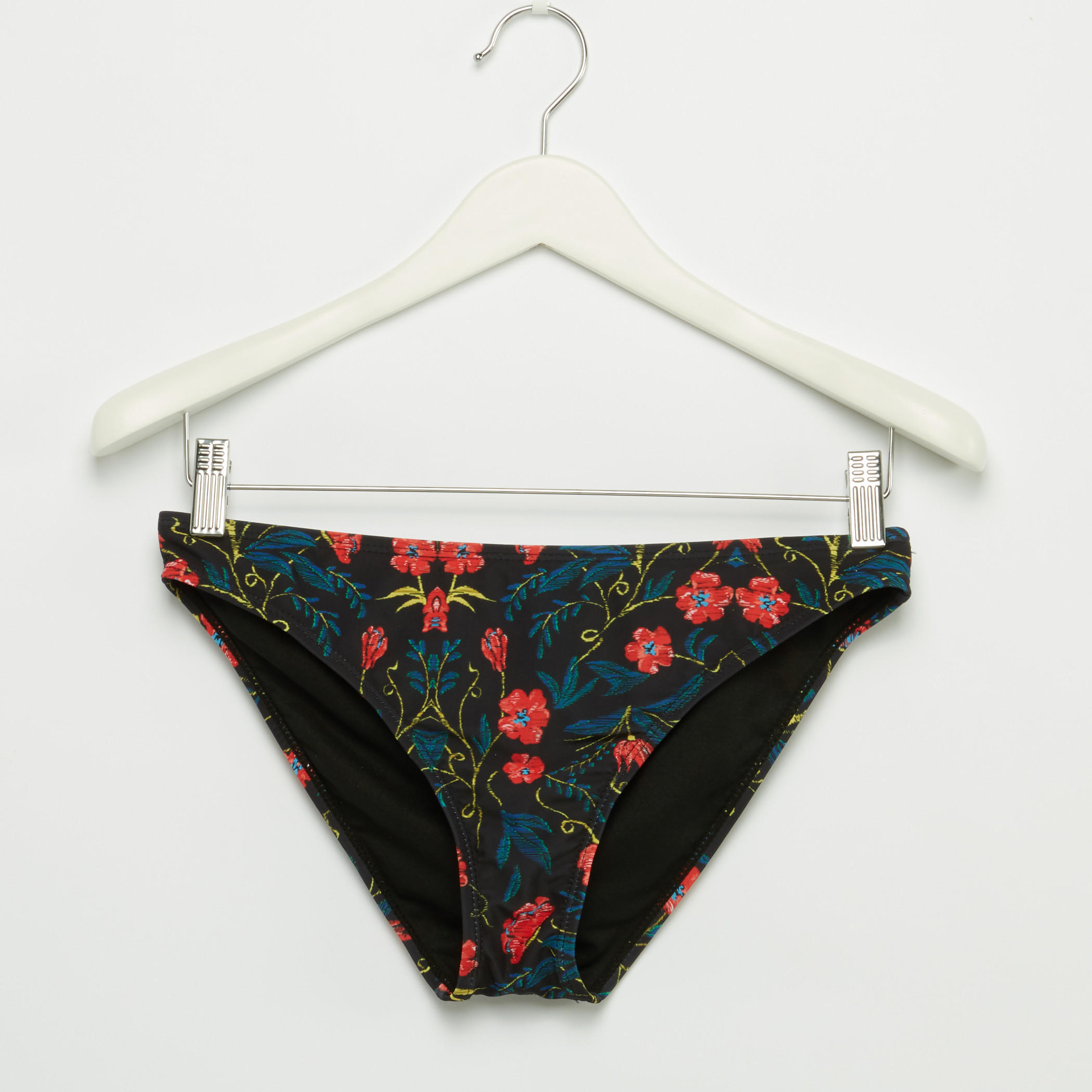 طقم سراويل وصدرية بيكيني بطبعات وشراشيب-women-clothing-swimandbeach-bikinis-image-4