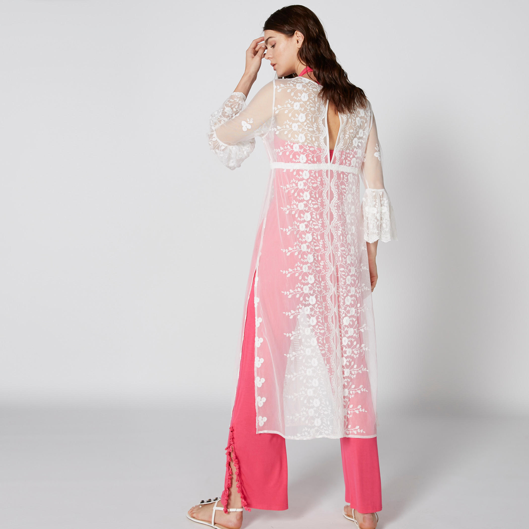 سترة طويلة مطرزة بأكمام طويلة ورباط-women-winterwear-coatsandjackets-jackets-image-2