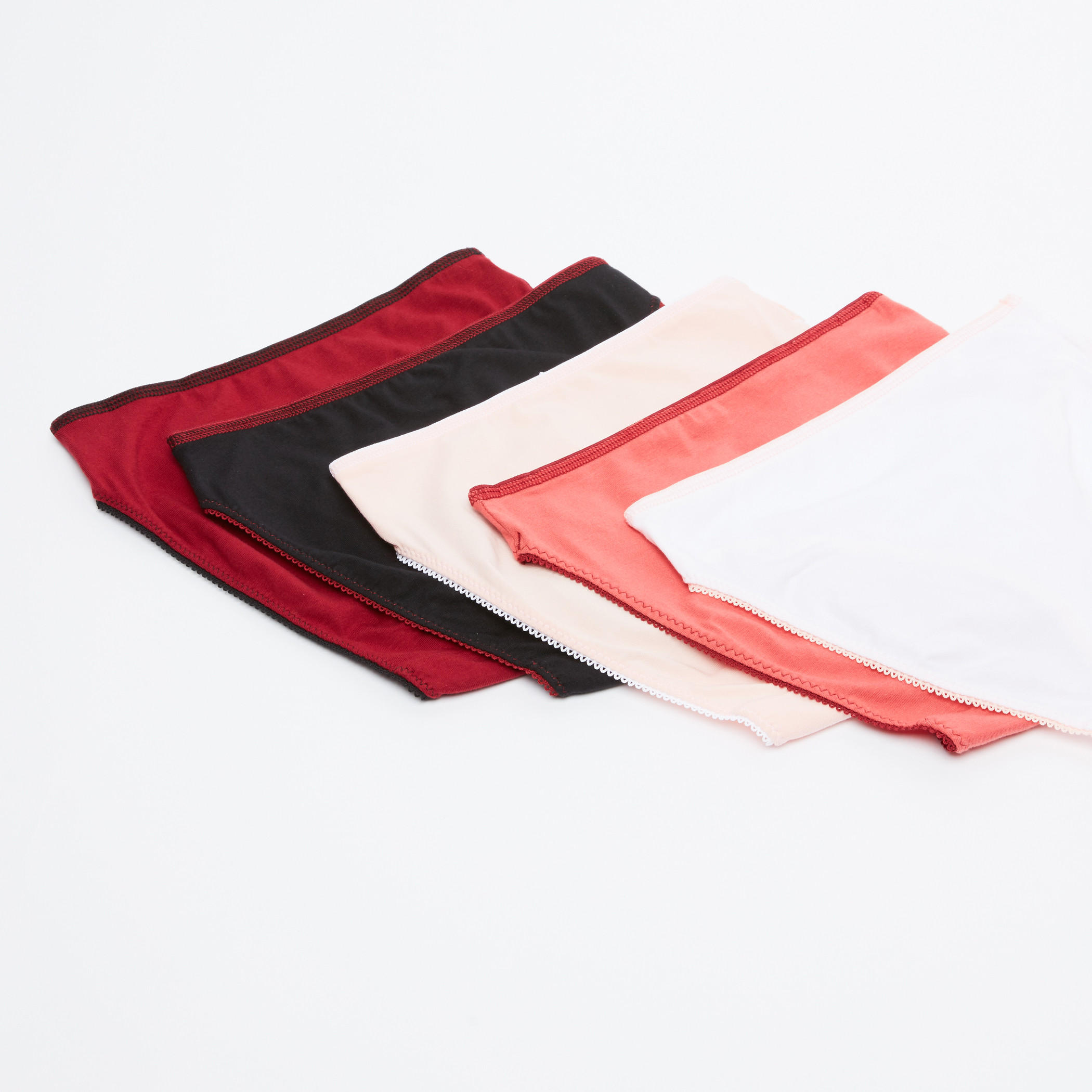 سراويل داخلية بخصر مطّاطي وتفاصيل دانتيل - طقم من 5 قطع-women-clothing-lingerie-panties-image-3