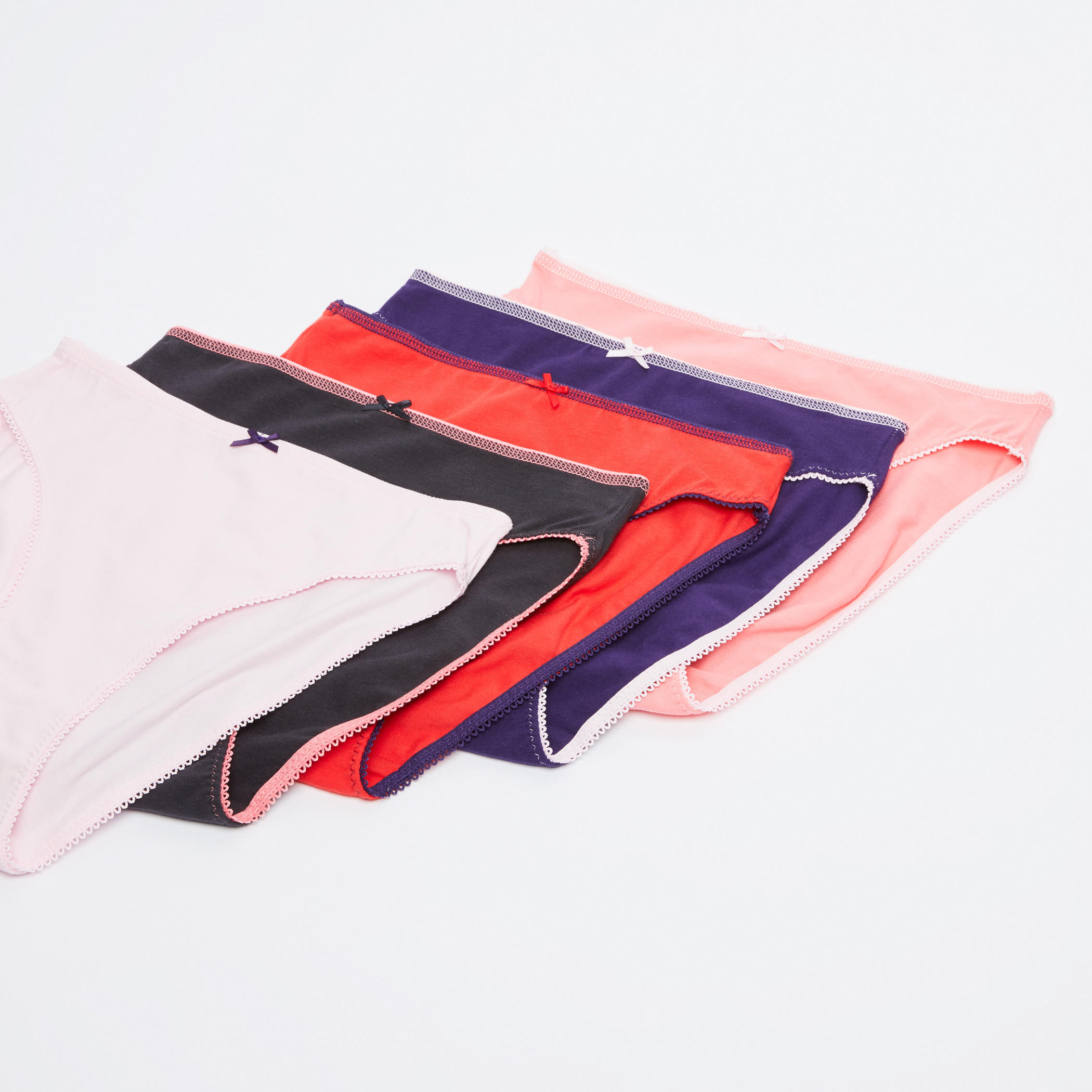 سراويل بيكيني بخصر مطّاطي وتفاصيل دانتيل - طقم من 5 قطع-women-clothing-lingerie-panties-image-1