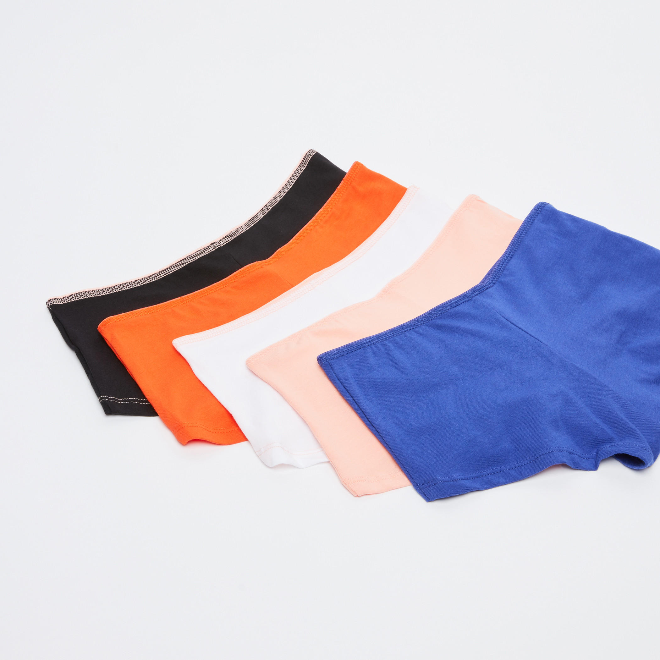 سراويل داخلية بخصر مطّاطي ودرزات - طقم من 5 قطع-women-clothing-lingerie-panties-image-3