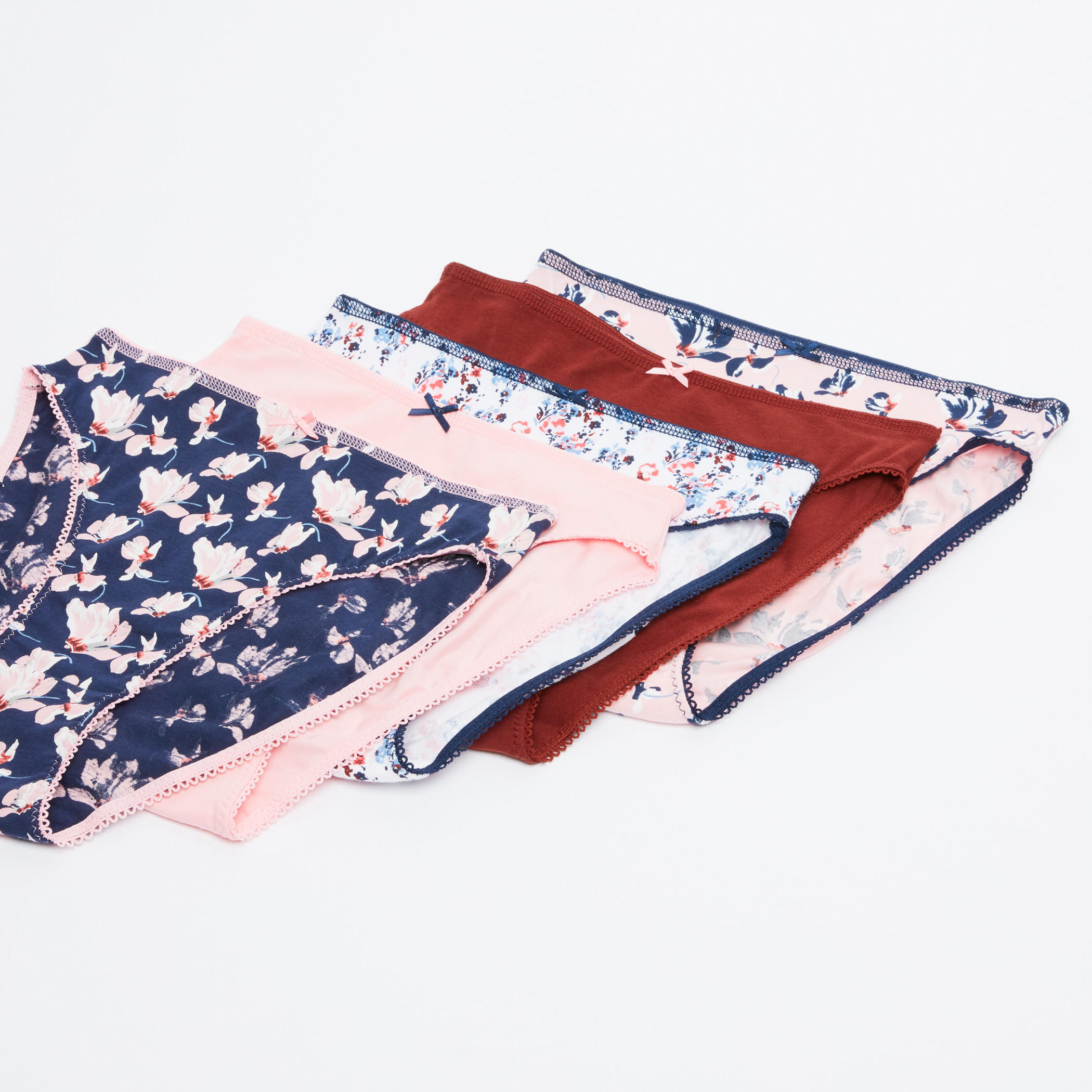 سراويل داخلية بخصر مطّاطي وتفاصيل دانتيل - طقم من 5 قطع-women-clothing-lingerie-panties-image-1