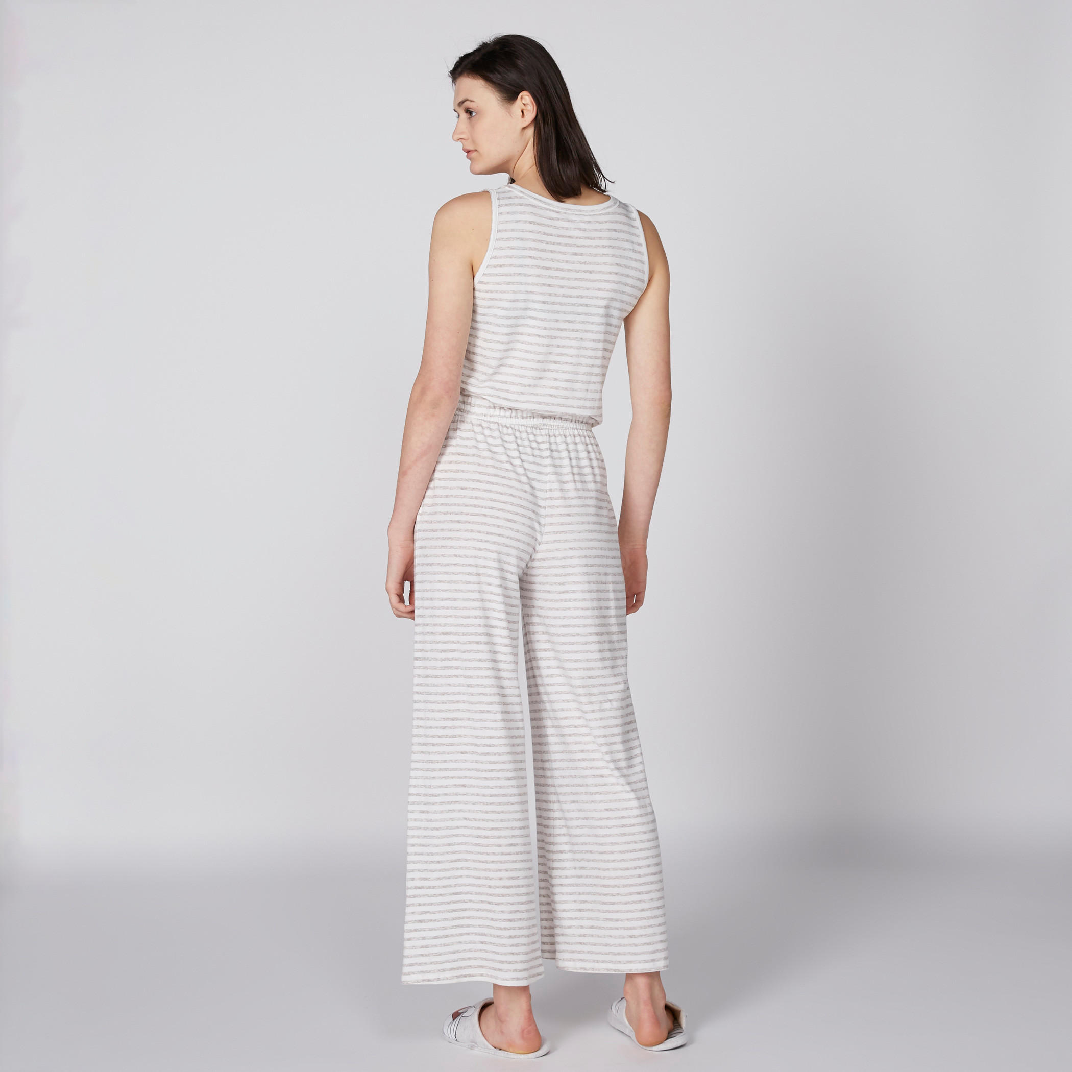 أفرول مقلّم دون أكمام بشريطة مطّاطية-women-clothing-nightwear-nighties-image-3