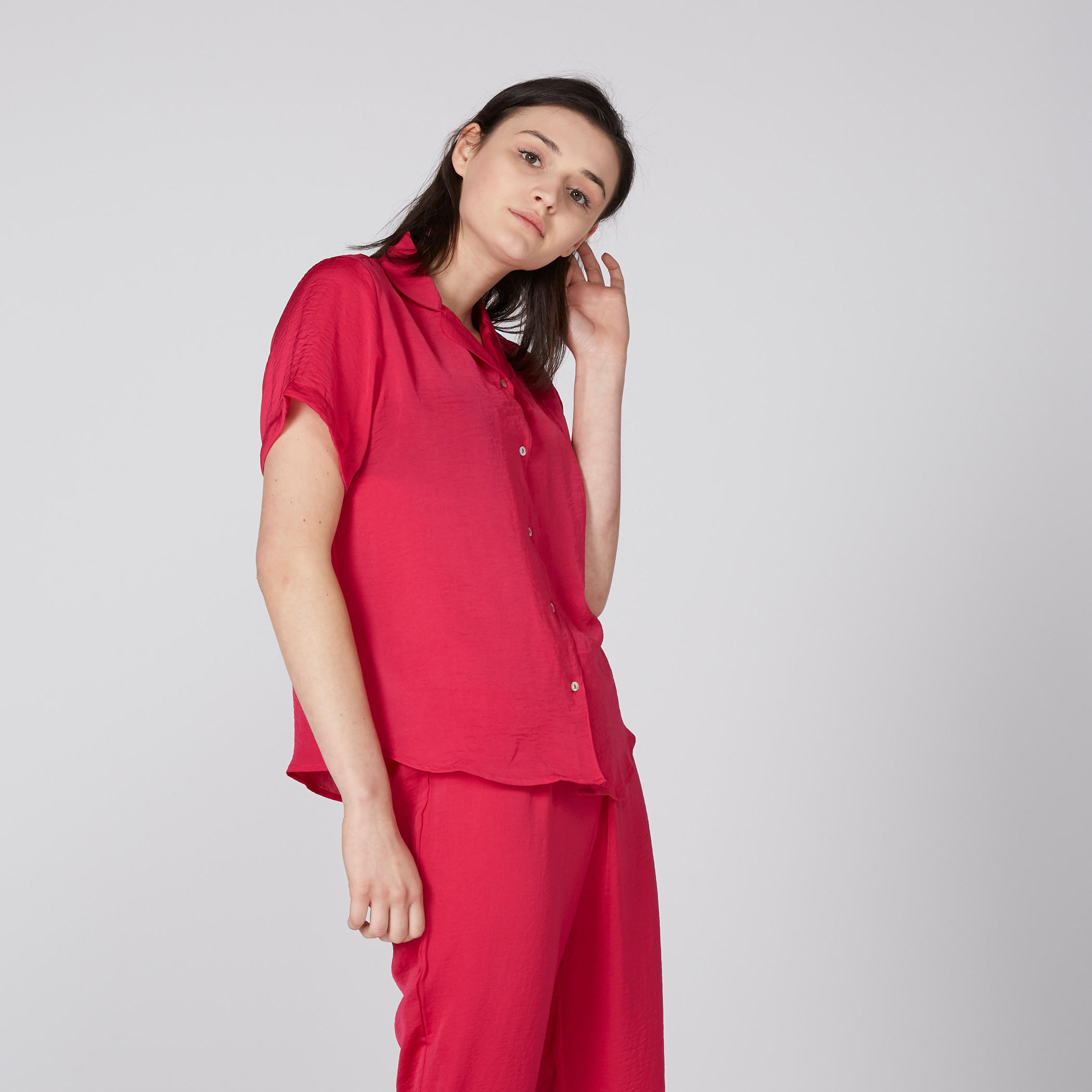طقم بنطال بيجاما وقميص بأكمام قصيرة-women-clothing-nightwear-pyjamas-longsets-image-1