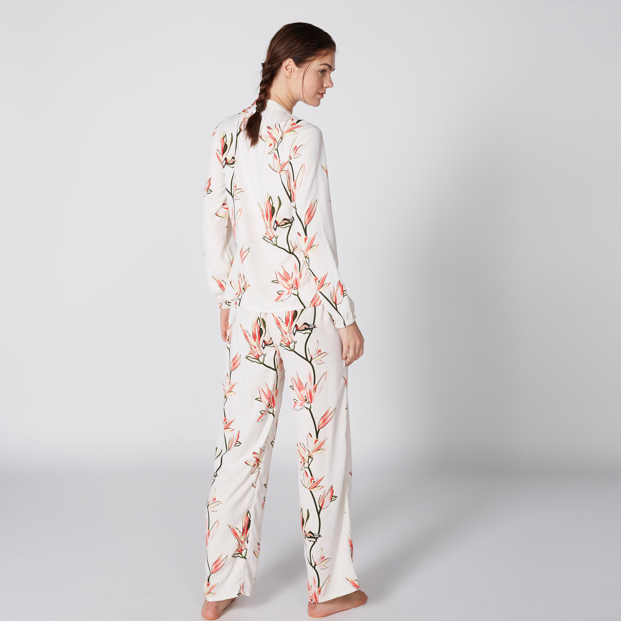 طقم بنطال بيجاما وقميص بطبعات أزهار-women-clothing-nightwear-pyjamas-longsets-image-1