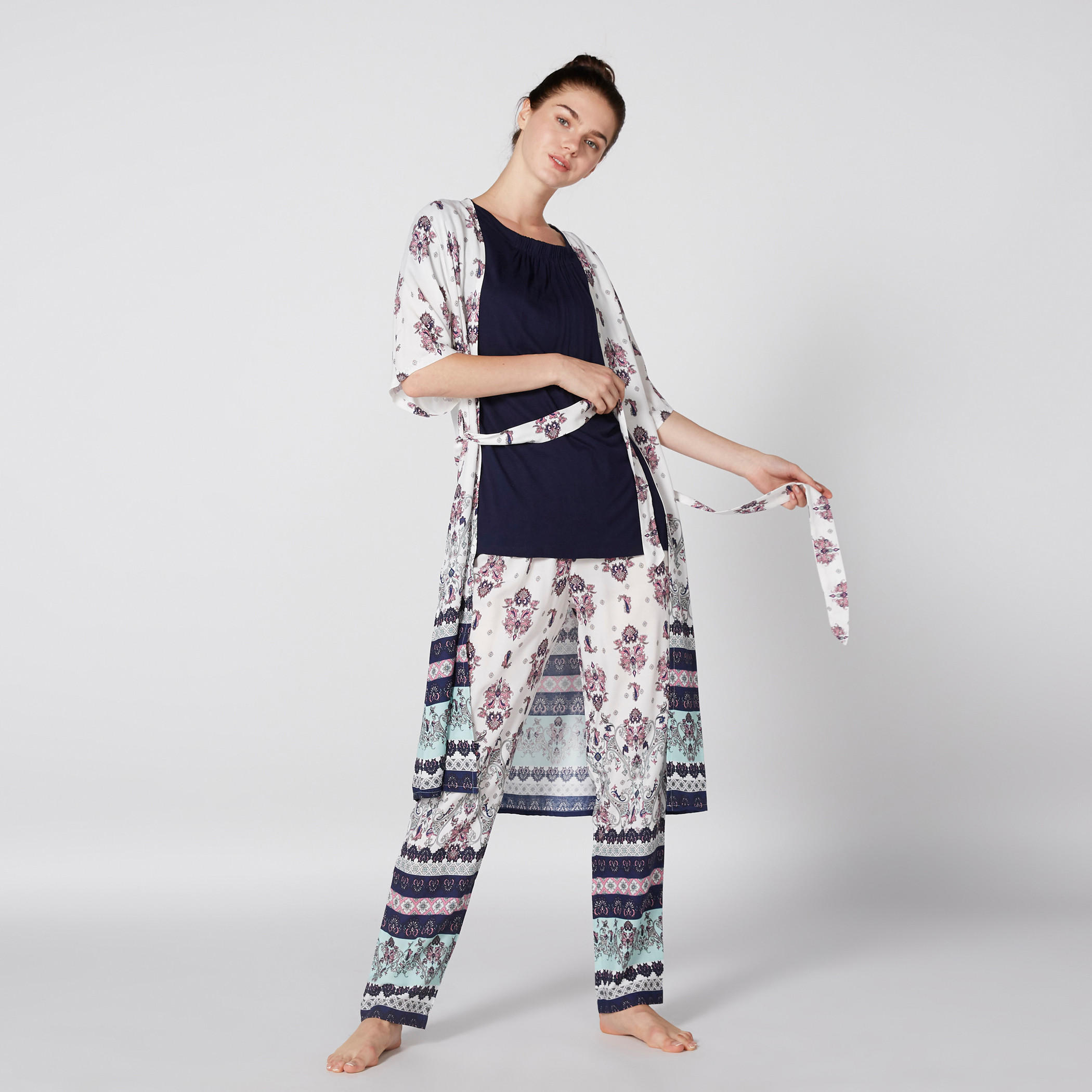 روب بأكمام 3/4 وأربطة وطبعات-women-clothing-nightwear-robes-image-3