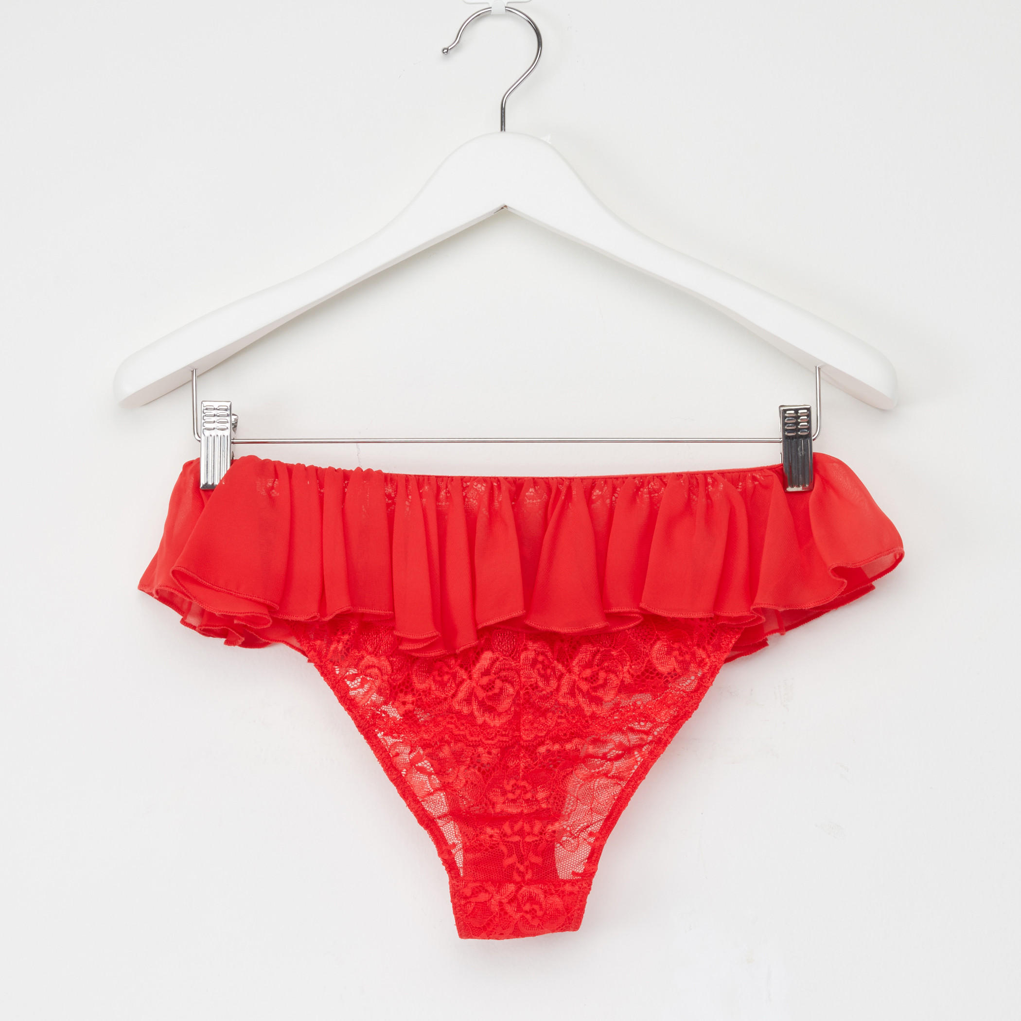 طقم بيكيني بتفاصيل دانتيل وكشكش-women-clothing-lingerie-lingeriesets-image-2