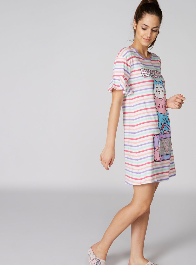 قميص نوم بياقة مستديرة وأكمام كشكش وطبعات-women-clothing-nightwear-pyjamas-tops-image-1