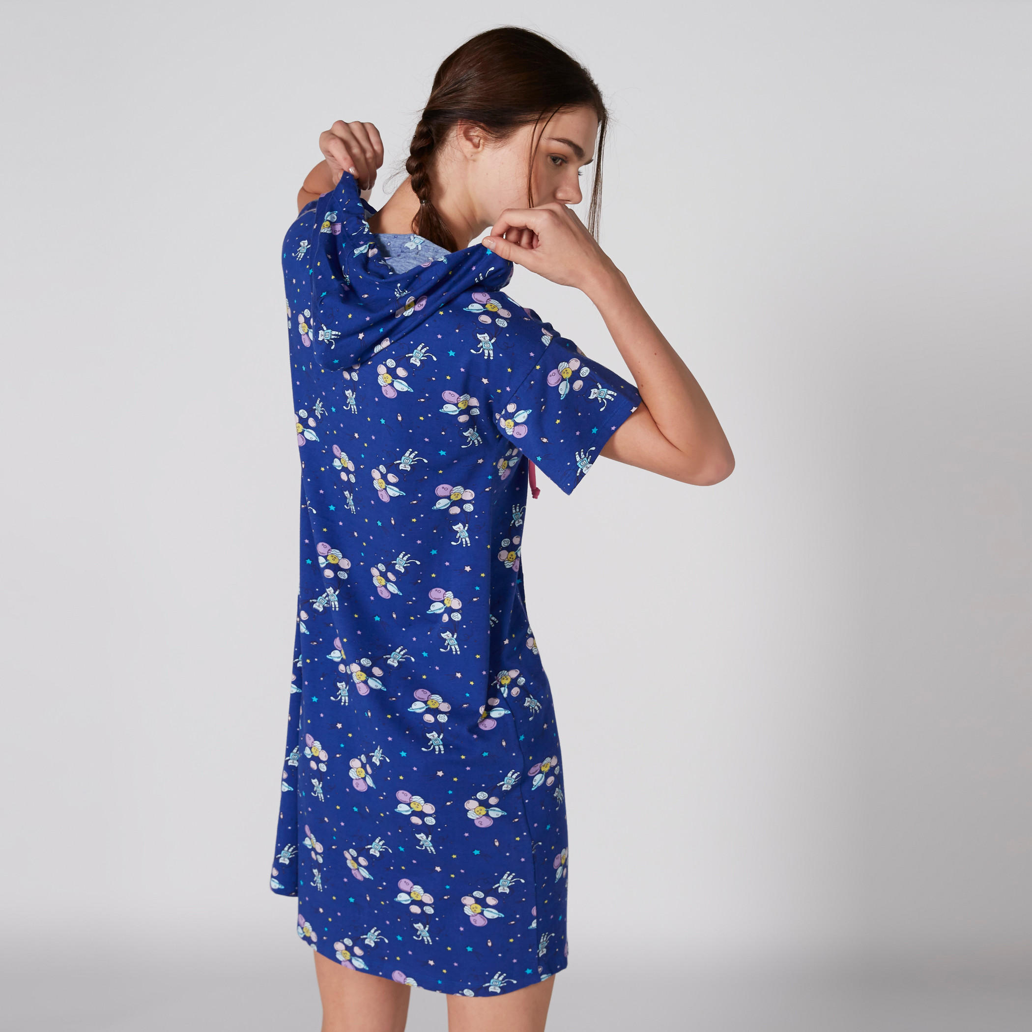 قميص نوم بأكمام قصيرة وطبعات مع قبعة-women-clothing-nightwear-pyjamas-tops-image-2