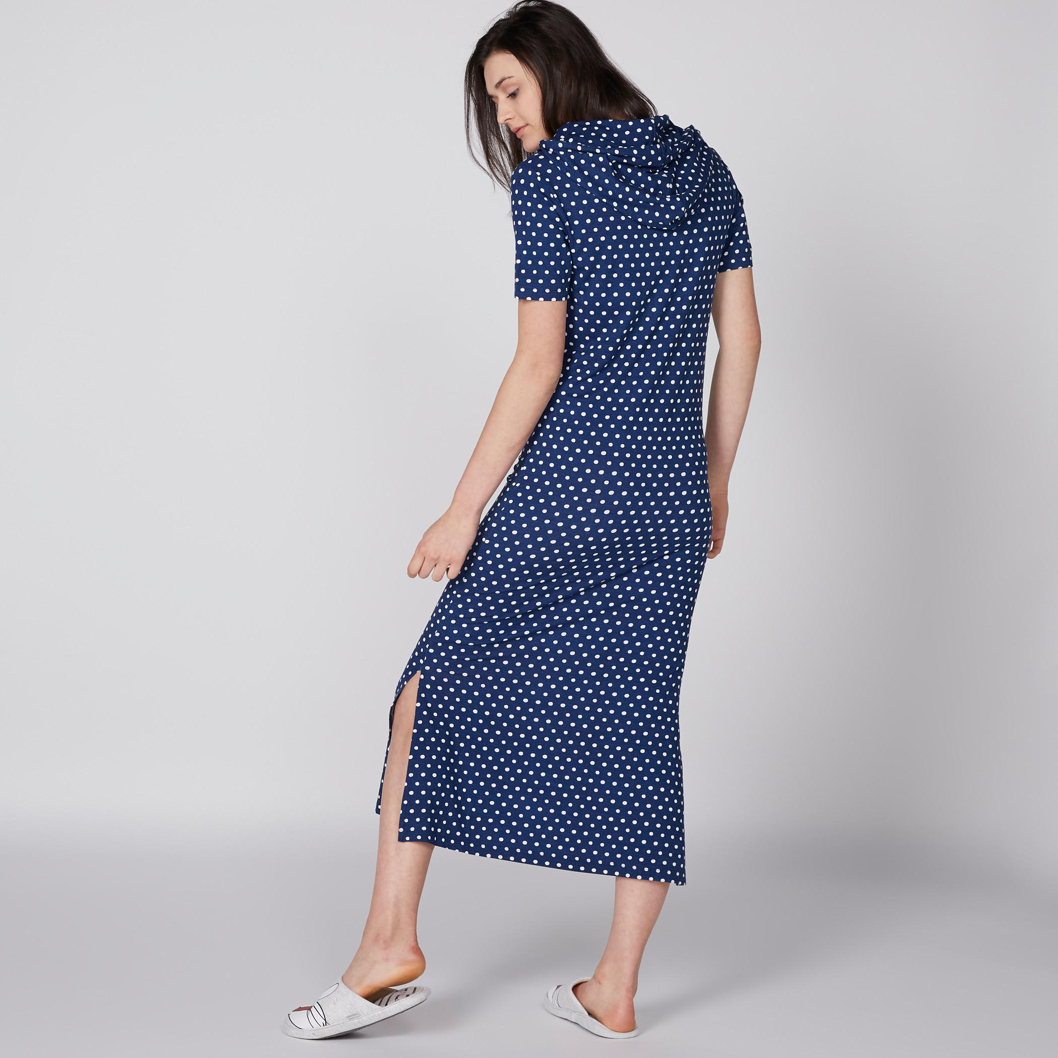 فستان بأكمام قصيرة وفتحة جانبية وطبعات مع قبعة-women-clothing-nightwear-nighties-image-3