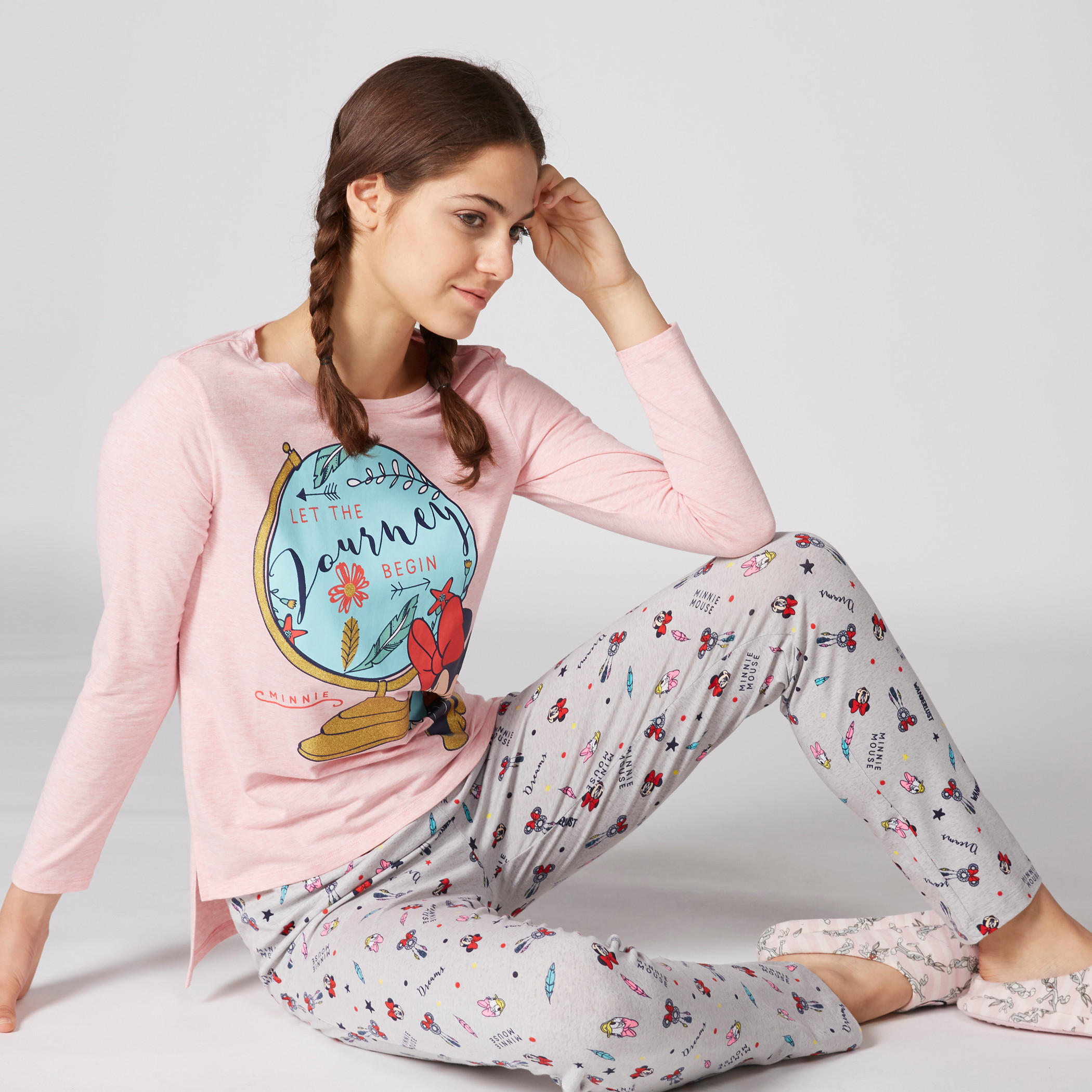 طقم بنطال بيجاما وتيشيرت بطبعات-women-clothing-nightwear-pyjamas-longsets-image-1