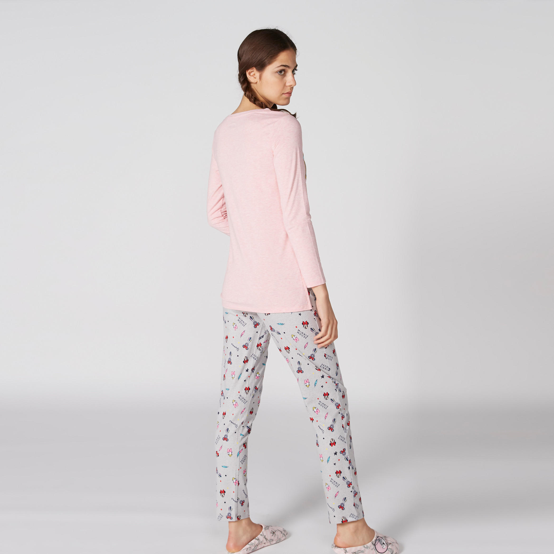طقم بنطال بيجاما وتيشيرت بطبعات-women-clothing-nightwear-pyjamas-longsets-image-2