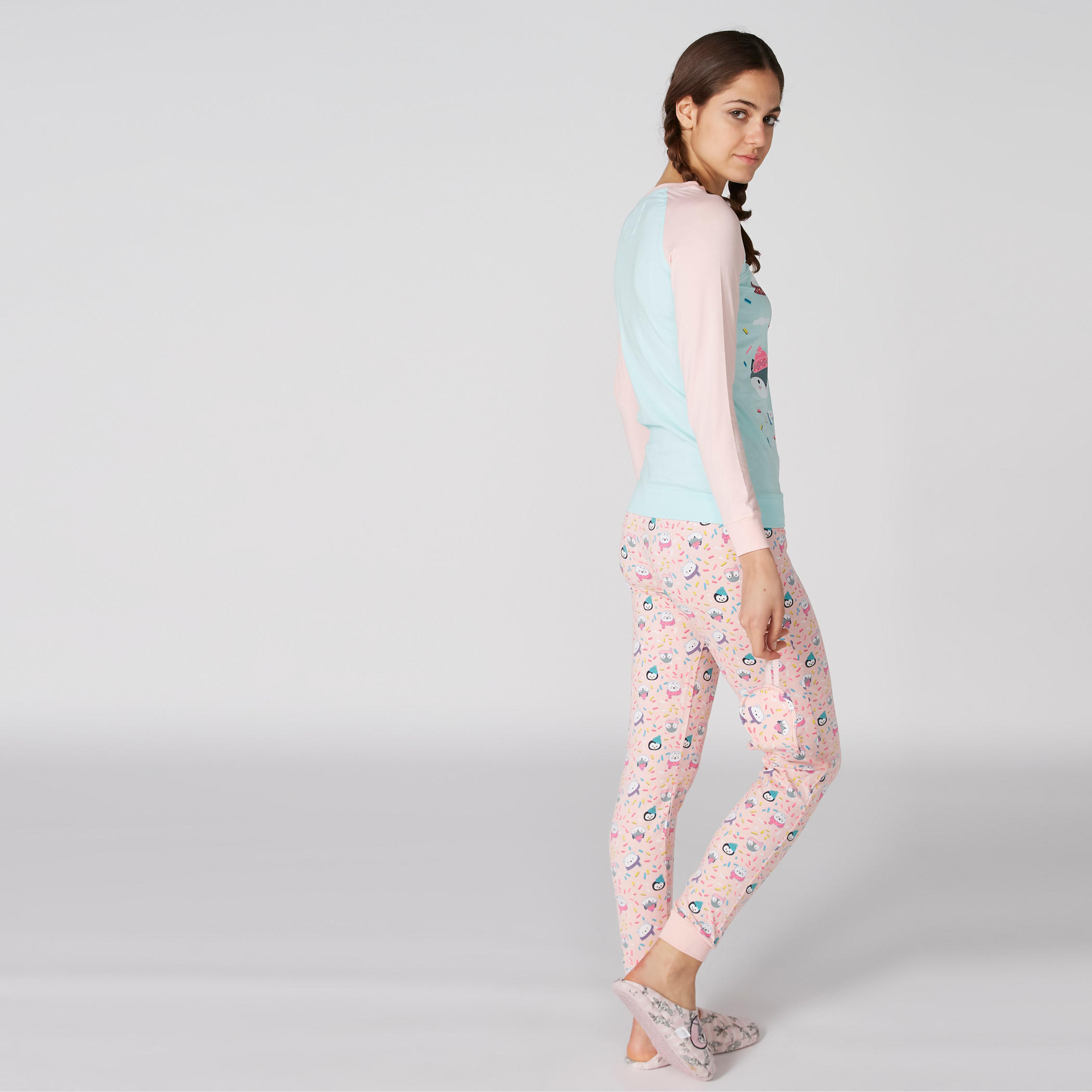 طقم بنطال بيجاما وتيشيرت بطبعات مع قناع للعين-women-clothing-nightwear-pyjamas-longsets-image-2