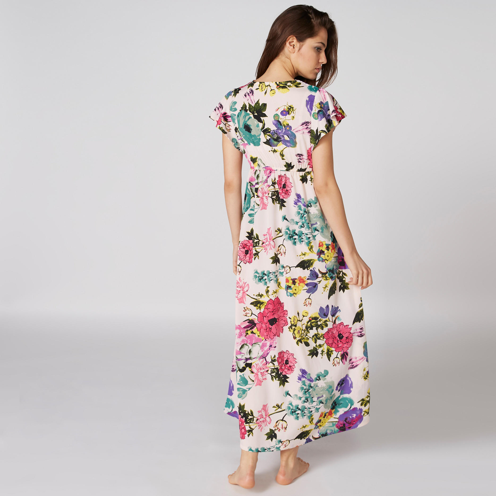قميص نوم طويل بياقة V وأكمام كاب وطبعات-women-clothing-nightwear-nighties-image-2