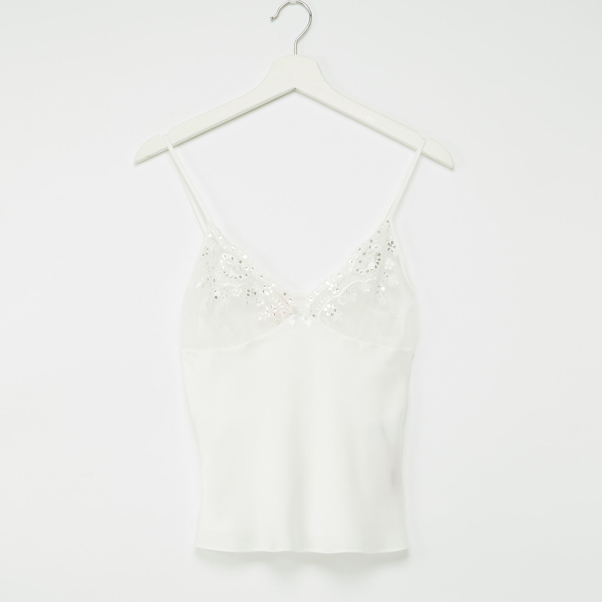 طقم بنطال بيجاما وبلوزة بياقة V وتفاصيل دانتيل-women-clothing-nightwear-pyjamas-longsets-image-2