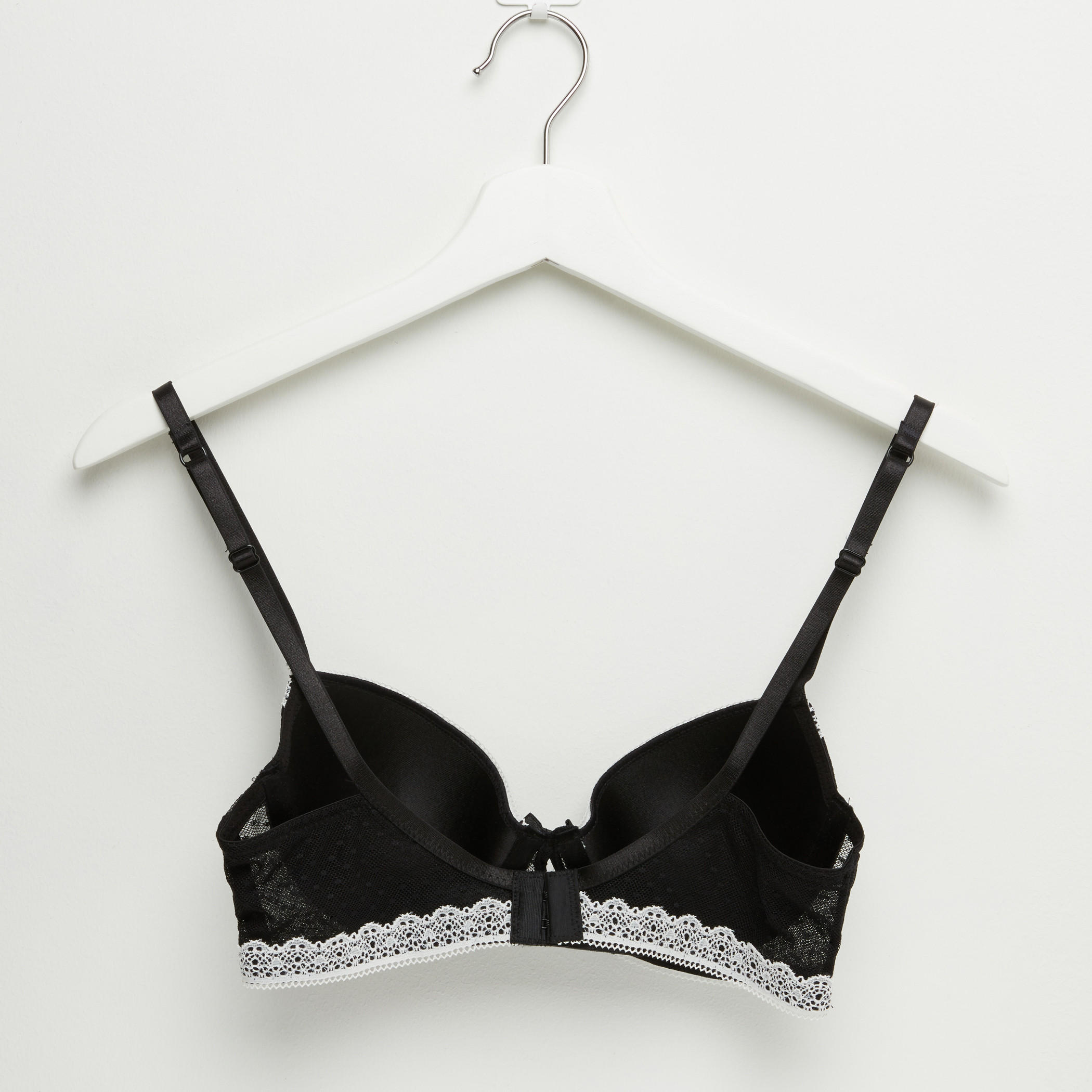 صدريّة مبطّنة بحمّالات قابلة للتعديل وتفاصيل دانتيل-women-clothing-lingerie-bras-image-2