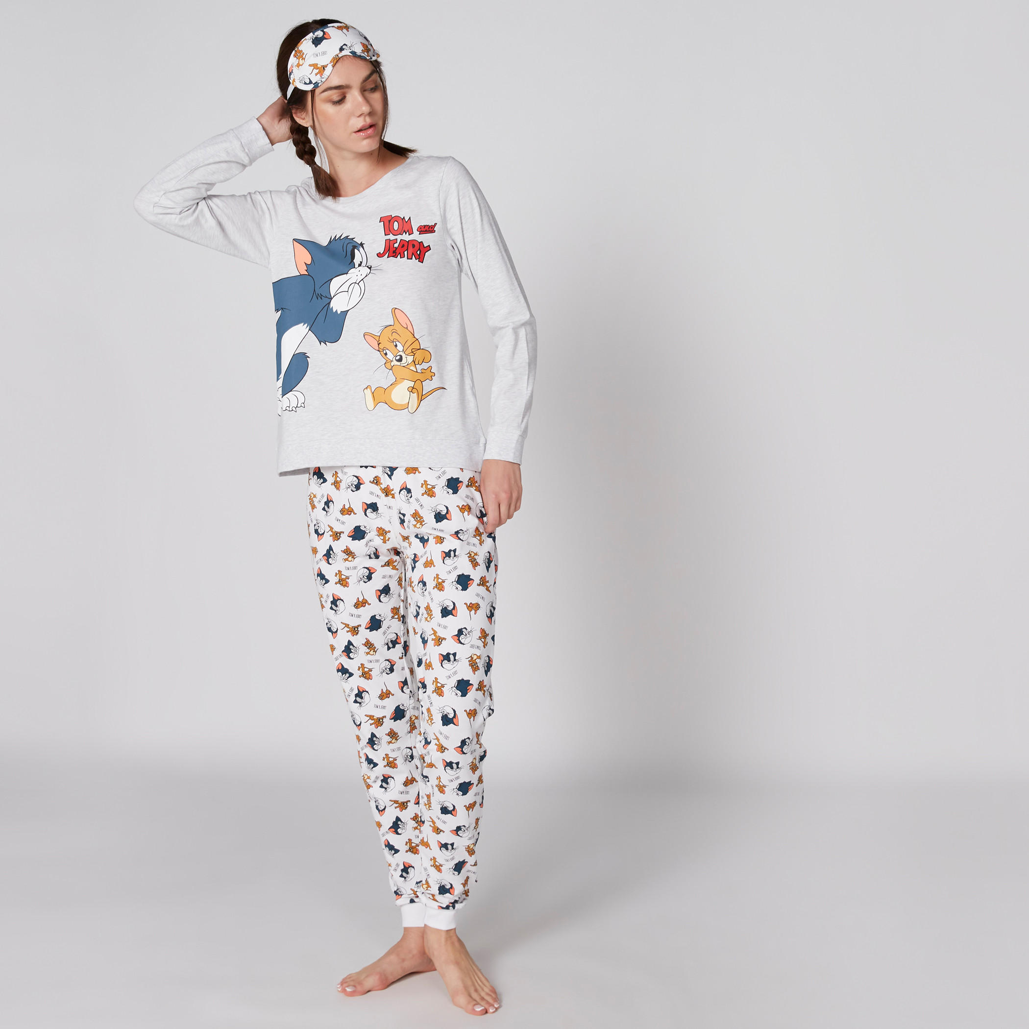 Tom and Jerry Printed T-Shirt and Pyjama Set-women-clothing-nightwear-pyjamas-longsets-image-1