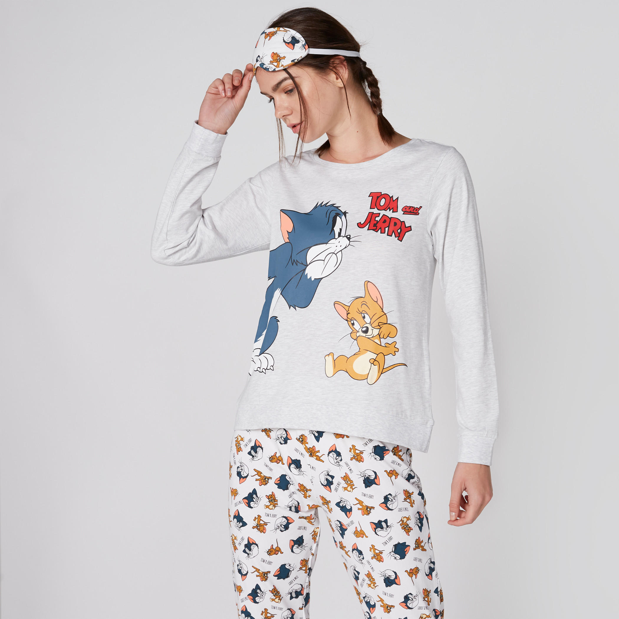 Tom and Jerry Printed T-Shirt and Pyjama Set-women-clothing-nightwear-pyjamas-longsets-image-3