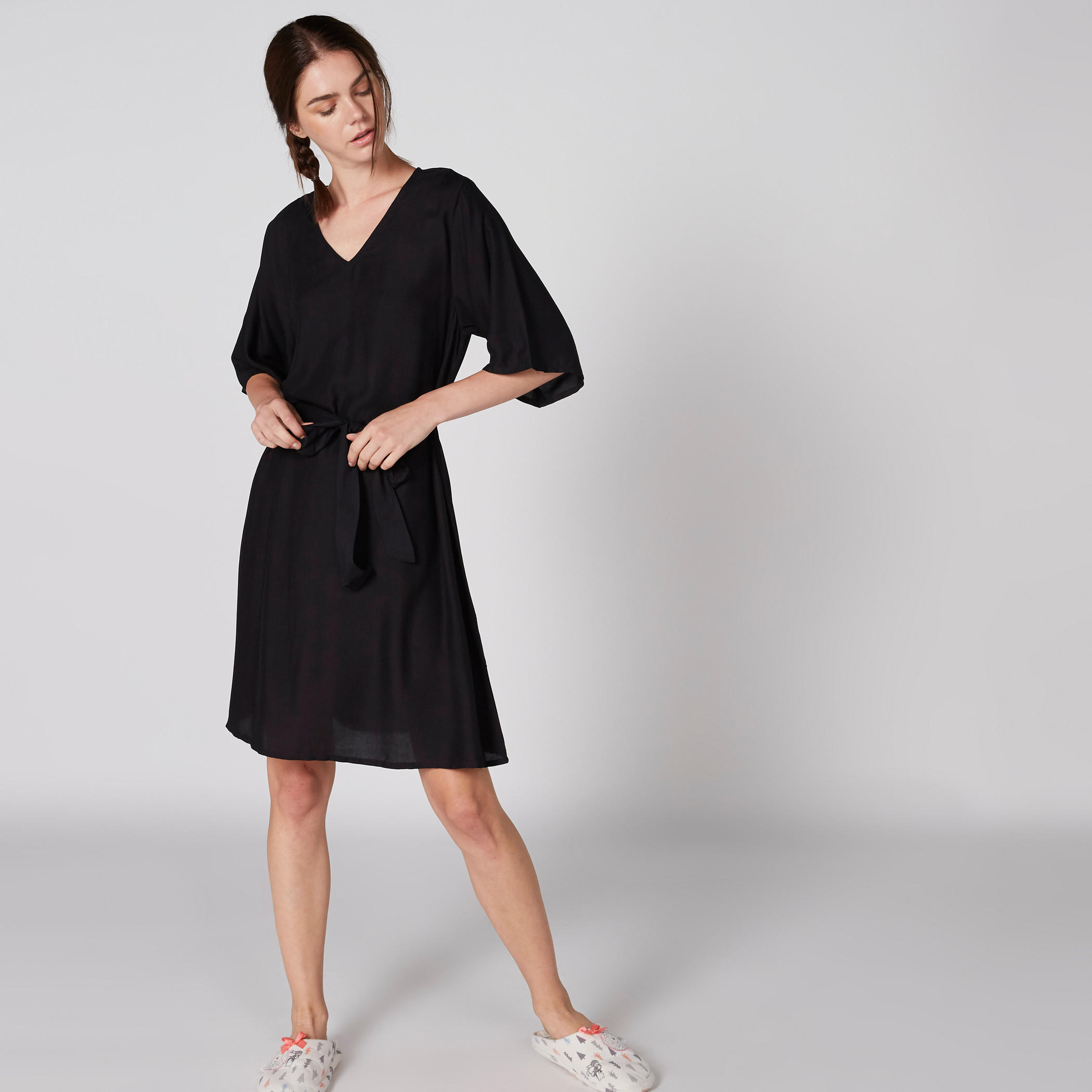فستان بياقة V وأكمام واسعة وحزام رباط - طقم من قطعتين-women-clothing-nightwear-nighties-image-2