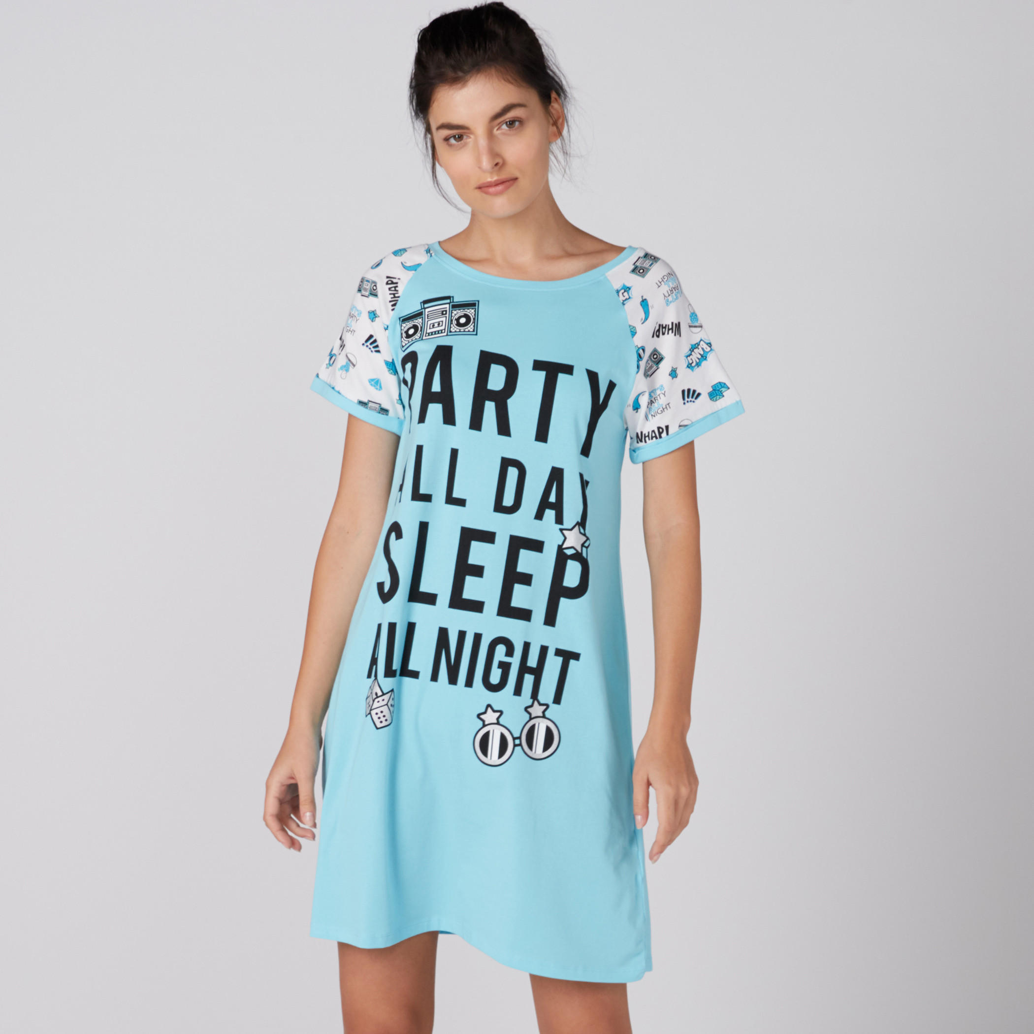 قميص نوم بياقة مستديرة وطبعات - طقم من قطعتين-women-clothing-nightwear-nighties-image-2