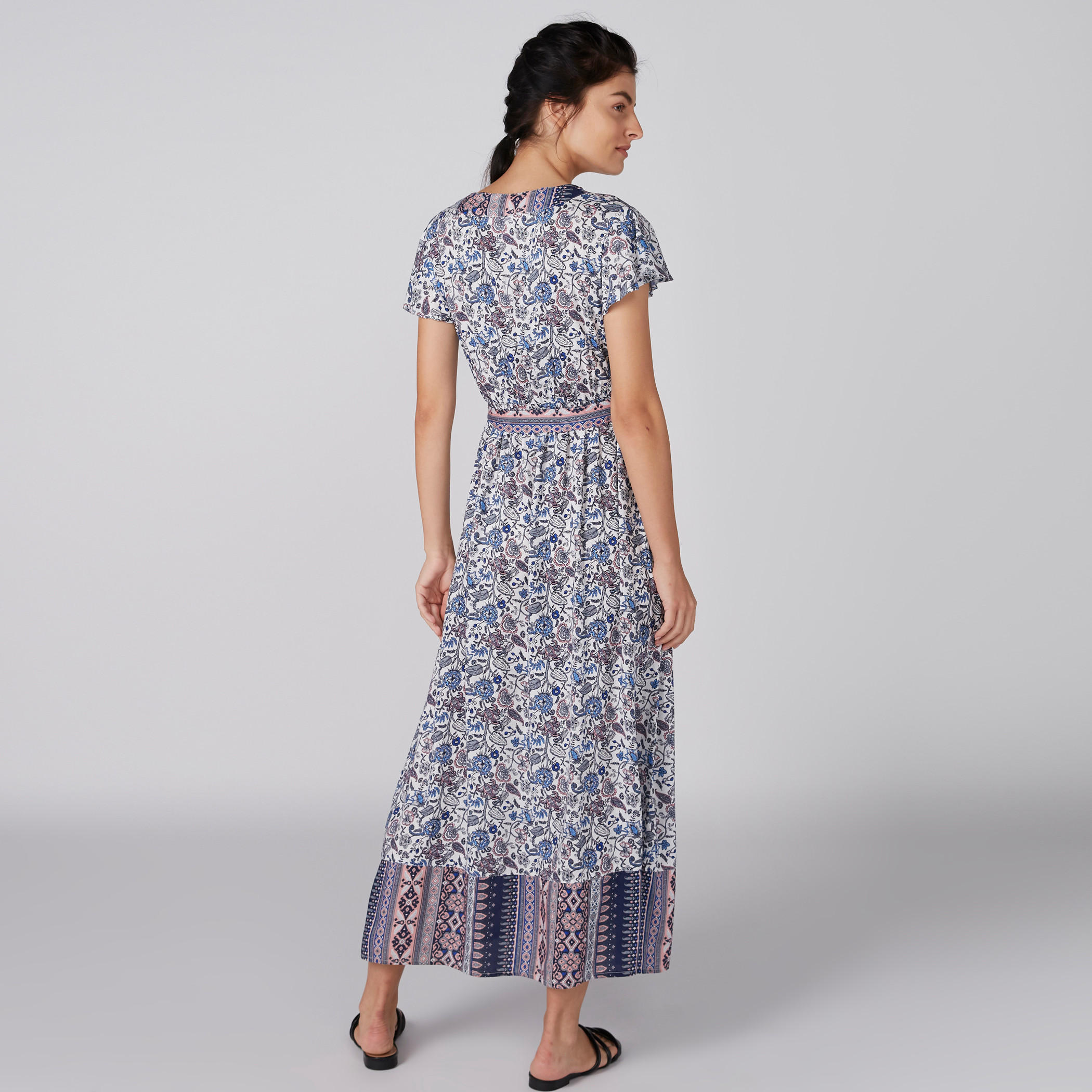 قميص نوم بياقة V وطبعات وأربطة-women-clothing-nightwear-nighties-image-2