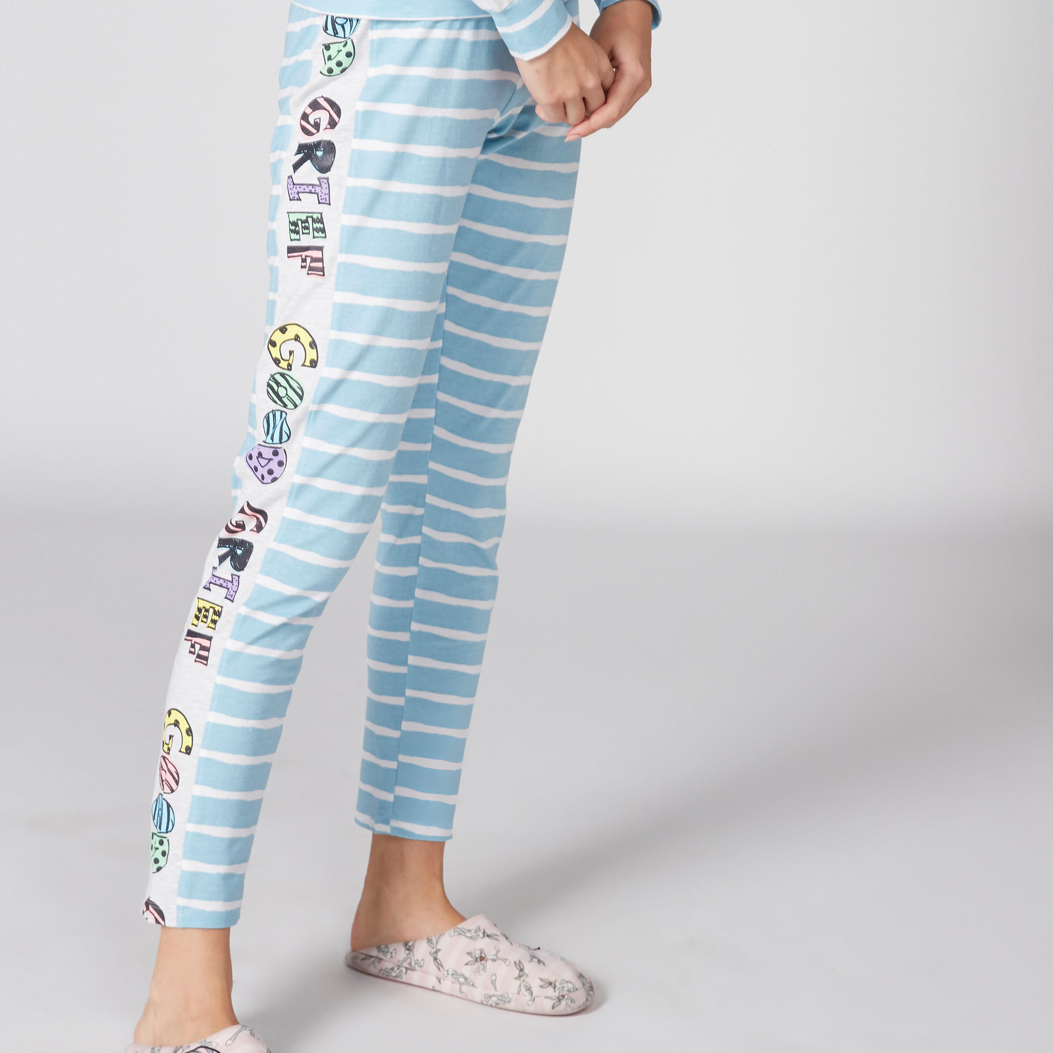 Printed T-Shirt and Pyjama Set-women-clothing-nightwear-pyjamas-longsets-image-4