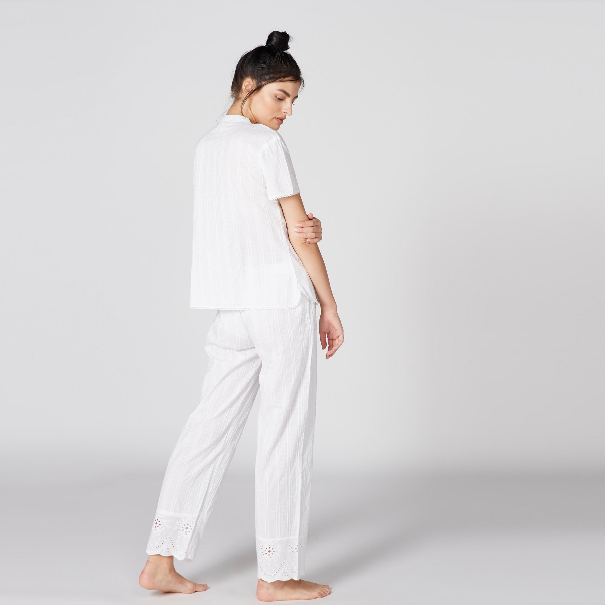 قميص بياقة ماندارين مع بنطال بيجاما شيفلي-women-clothing-nightwear-pyjamas-longsets-image-3