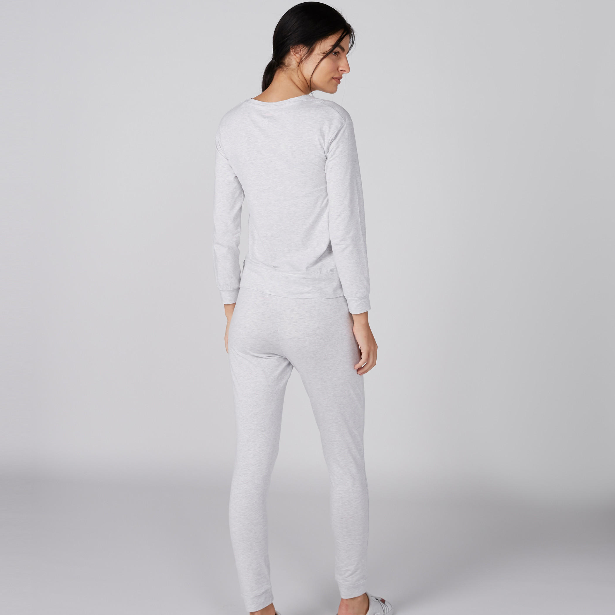 طقم بنطال بيجاما وتيشيرت بأكمام طويلة وطبعات-women-clothing-nightwear-pyjamas-longsets-image-3