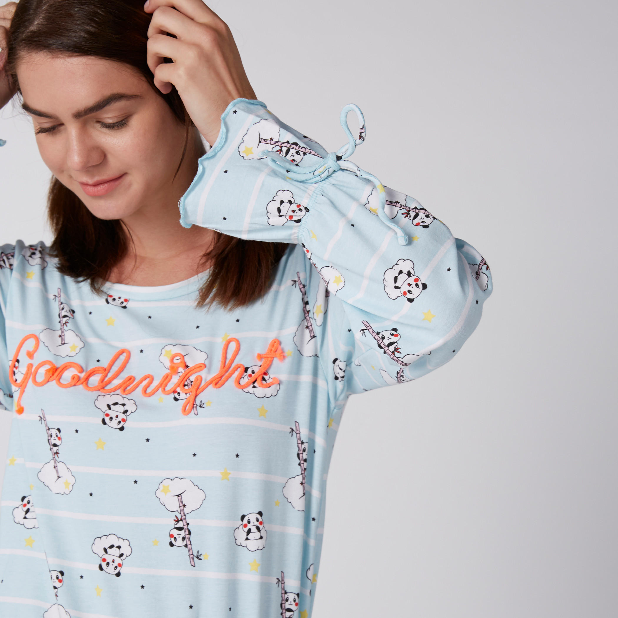 أفرول بطبعات وياقة مستديرة وأكمام طويلة-women-clothing-nightwear-nighties-image-2