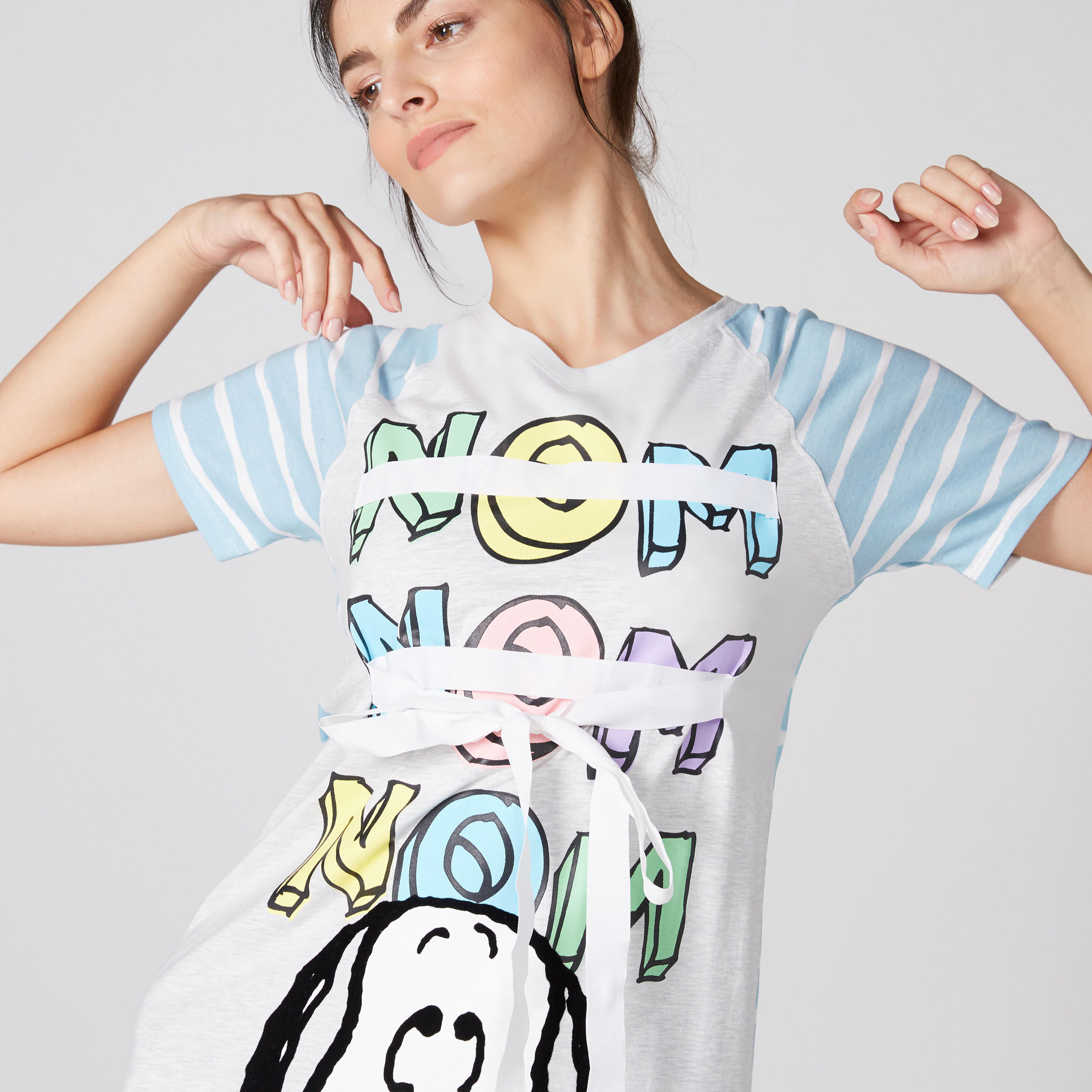 قميص نوم بياقة V وأكمام قصيرة وطبعات-women-clothing-nightwear-nighties-image-4