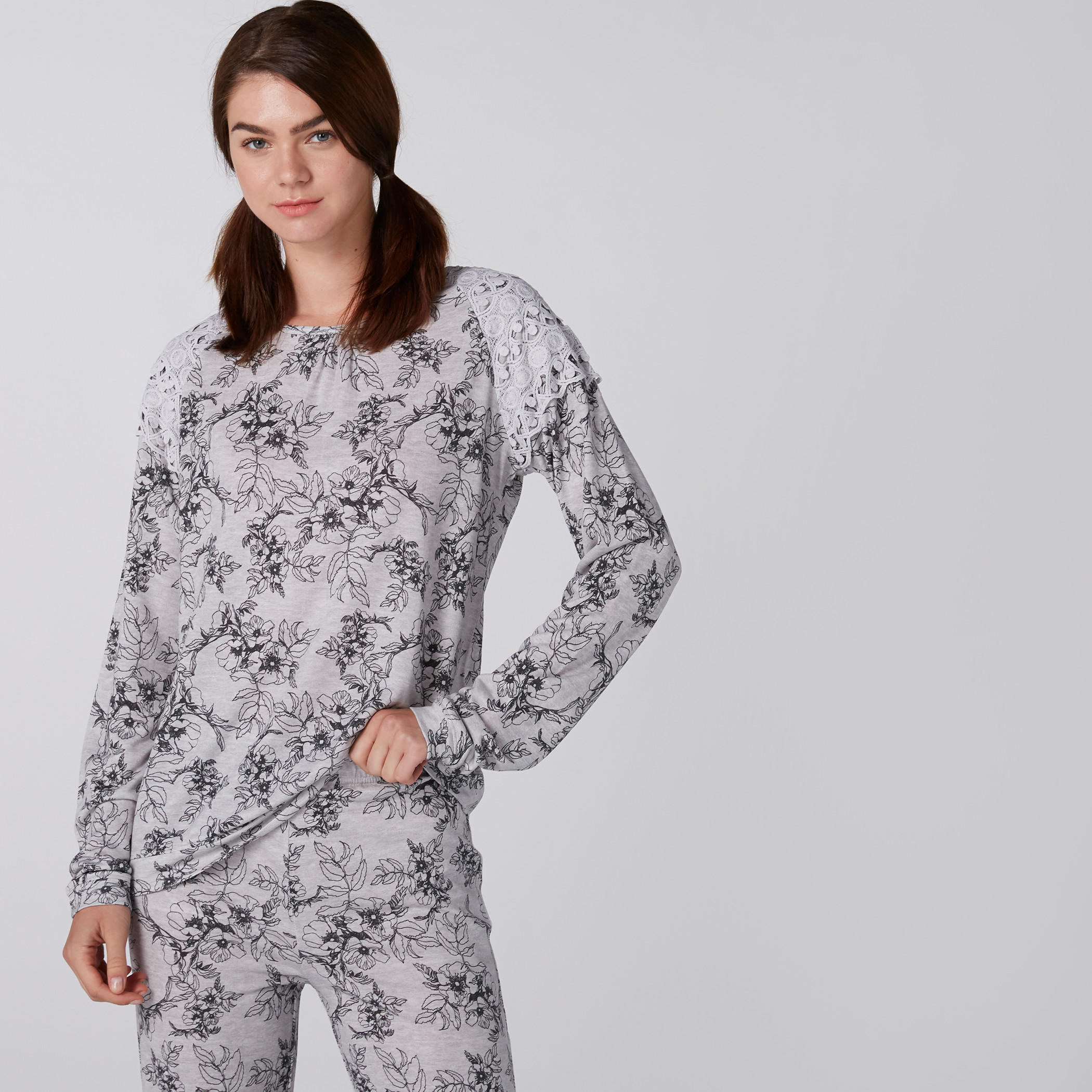 Printed T-Shirt and Pyjama Set-women-clothing-nightwear-pyjamas-longsets-image-2