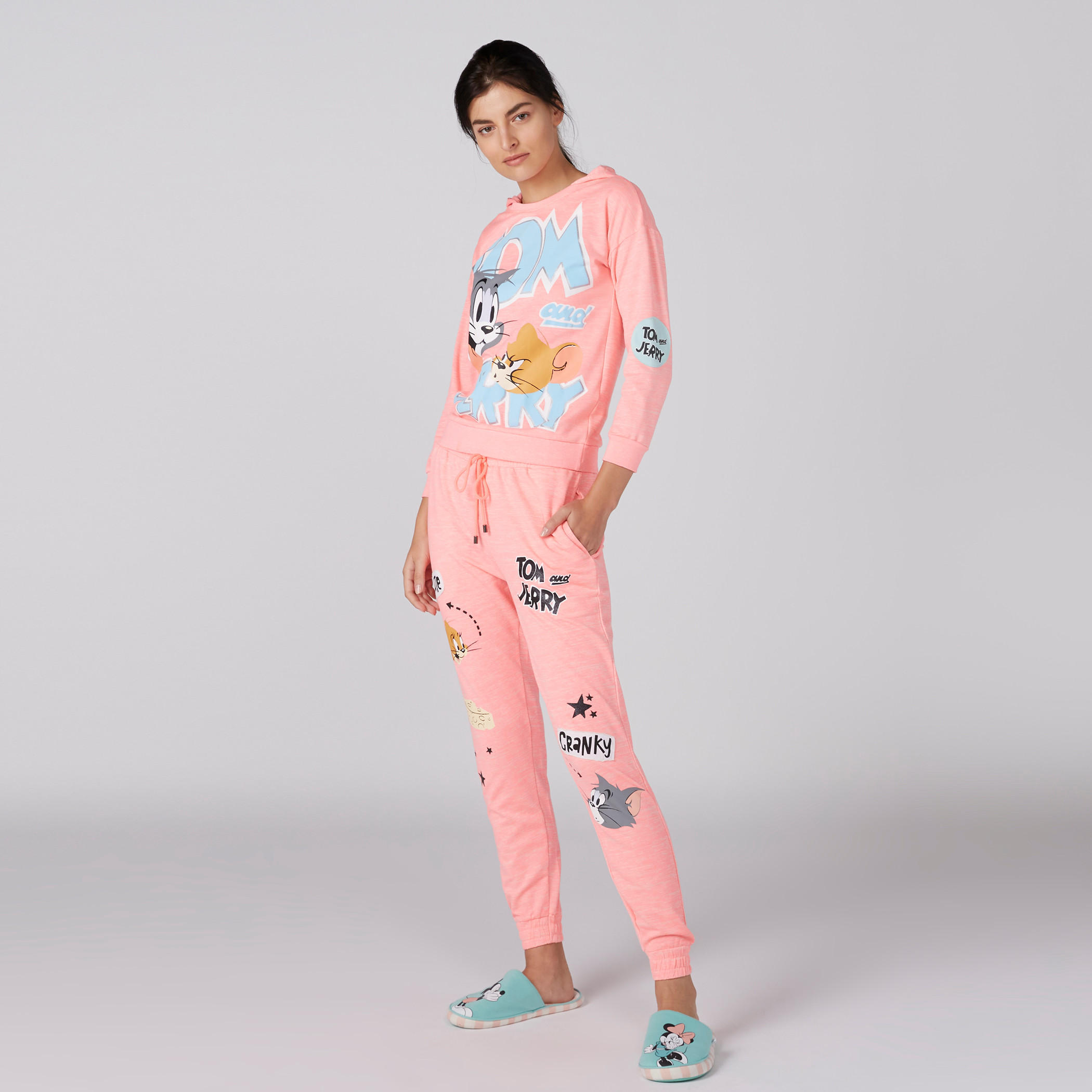 سويت شيرت بأكمام طويلة وقبعة وطبعات توم أند جيري-women-clothing-nightwear-pyjamas-tops-image-3