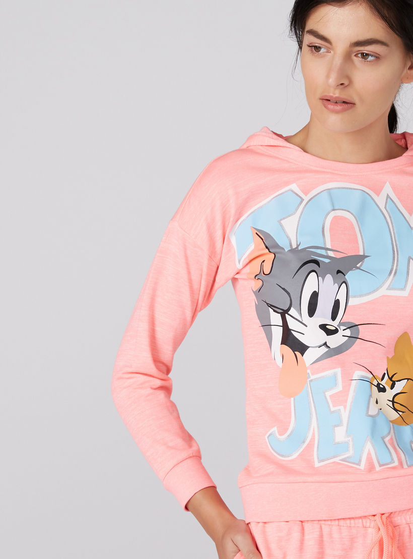 سويت شيرت بأكمام طويلة وقبعة وطبعات توم أند جيري-women-clothing-nightwear-pyjamas-tops-image-4