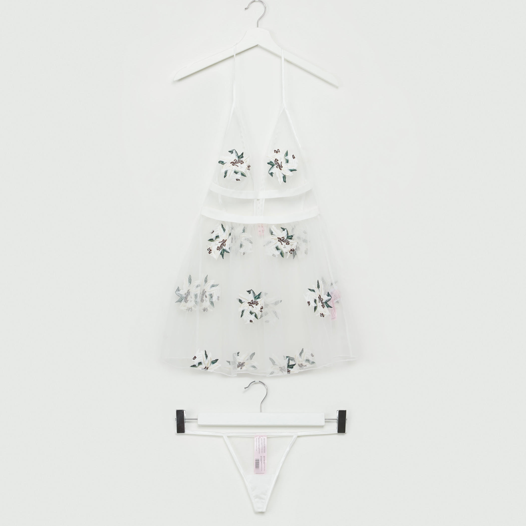 بيبي دول دانتيل بياقة هالتر مع ثونج-women-clothing-nightwear-nighties-image-1