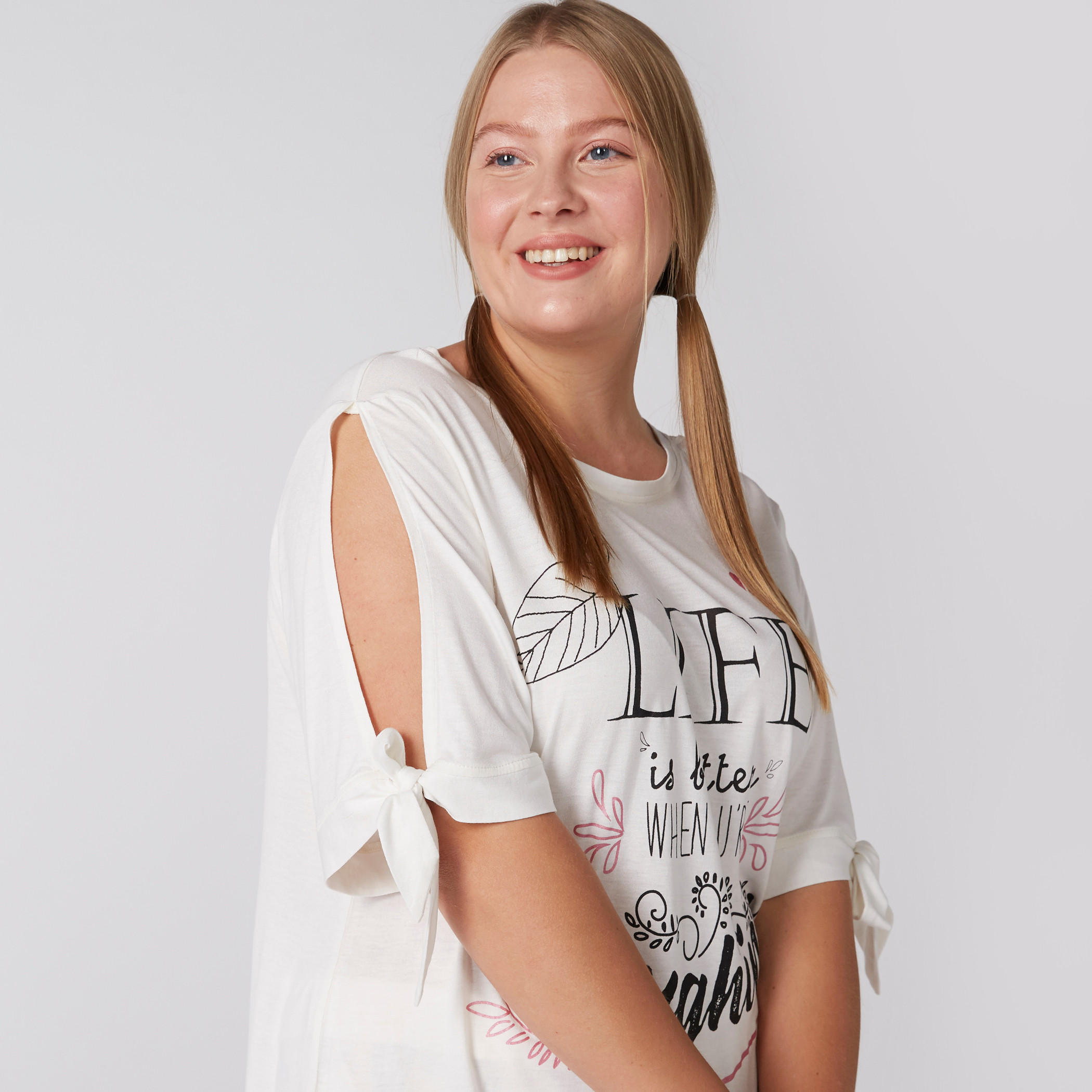 Printed T-Shirt and Pyjama Set-women-clothing-nightwear-pyjamas-longsets-image-2